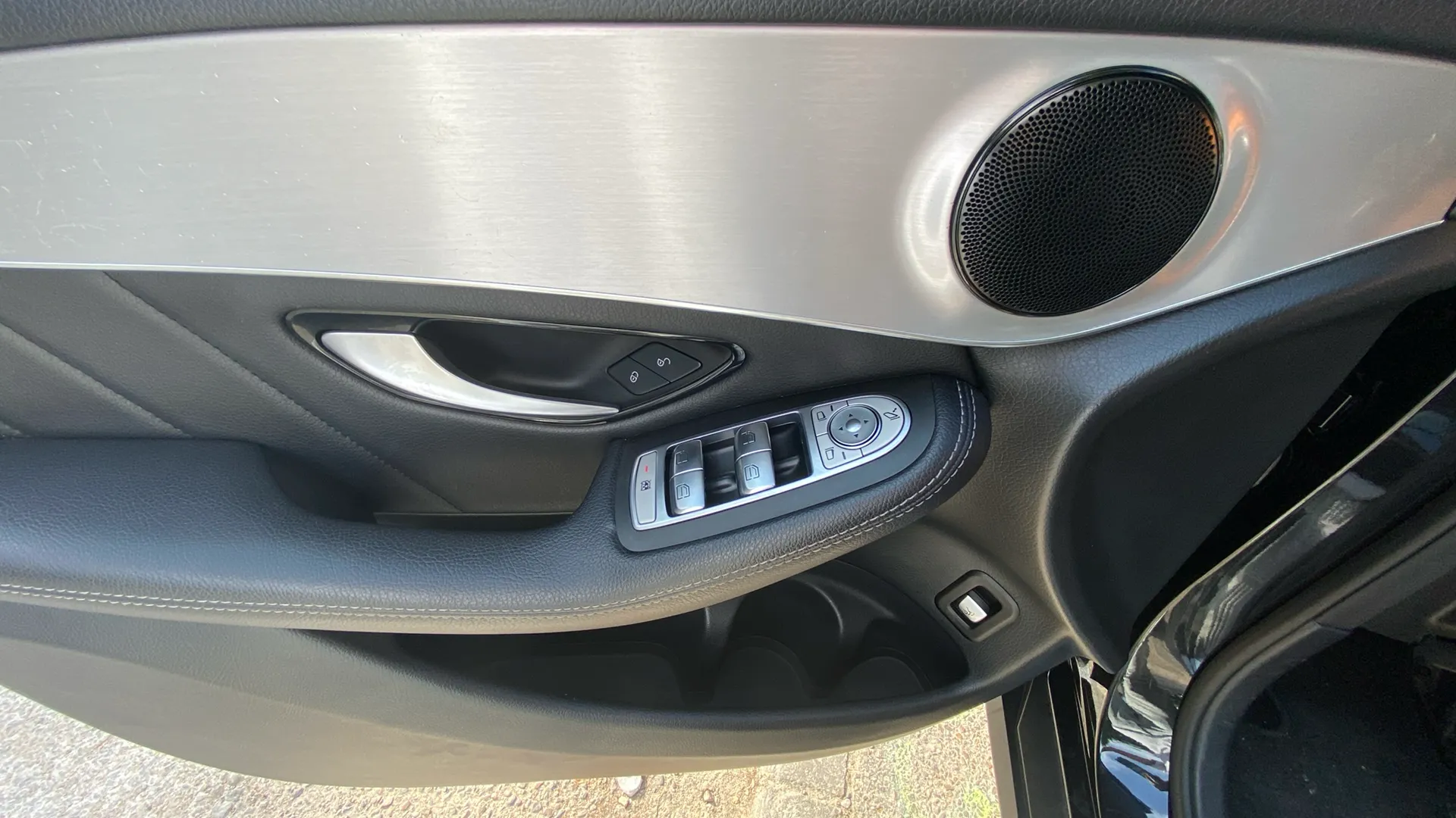 Mercedes-Benz GLC 220 d 4MATIC - foto 18