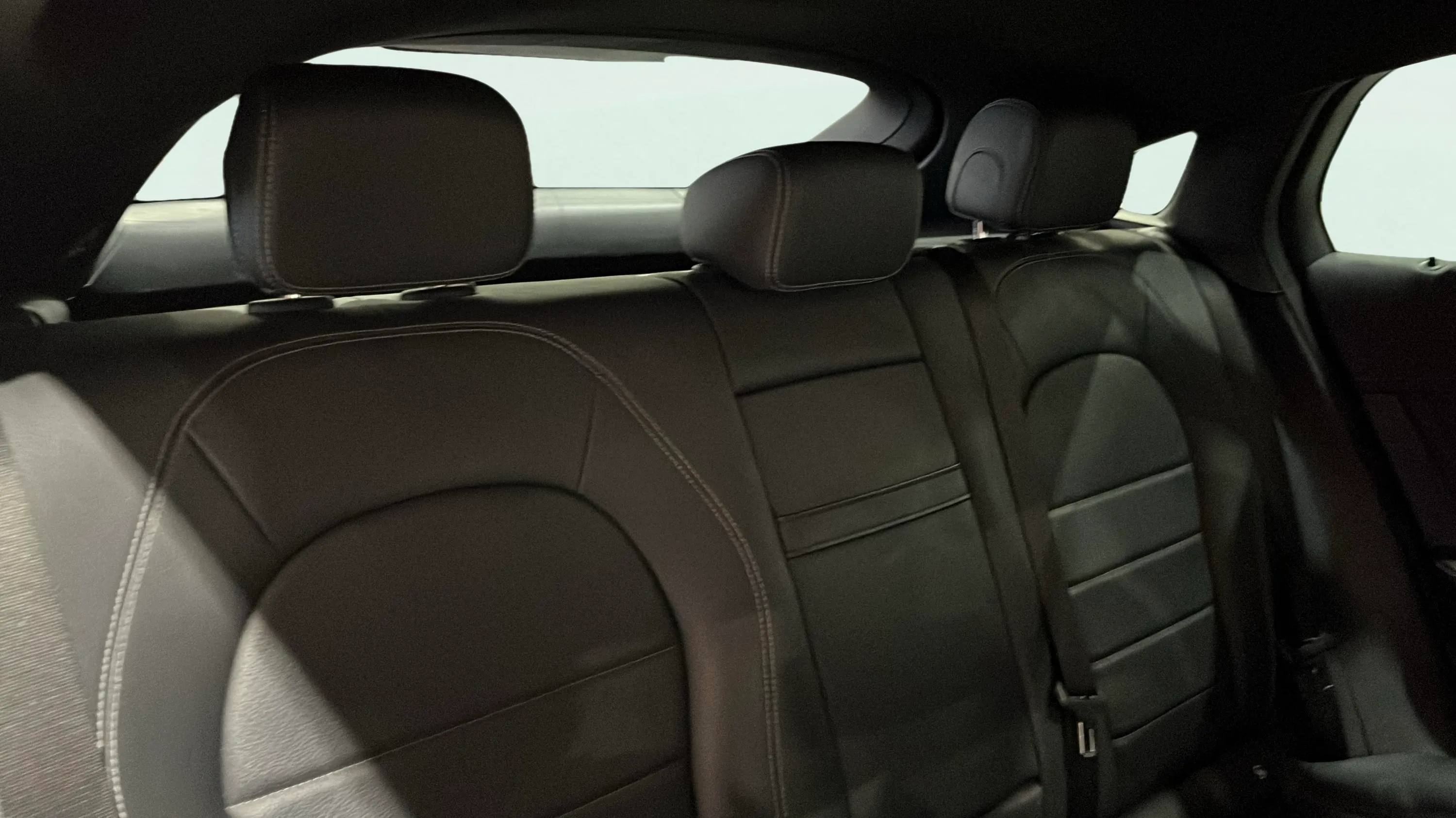 Mercedes-Benz GLC 300 d 4MATIC - foto 14