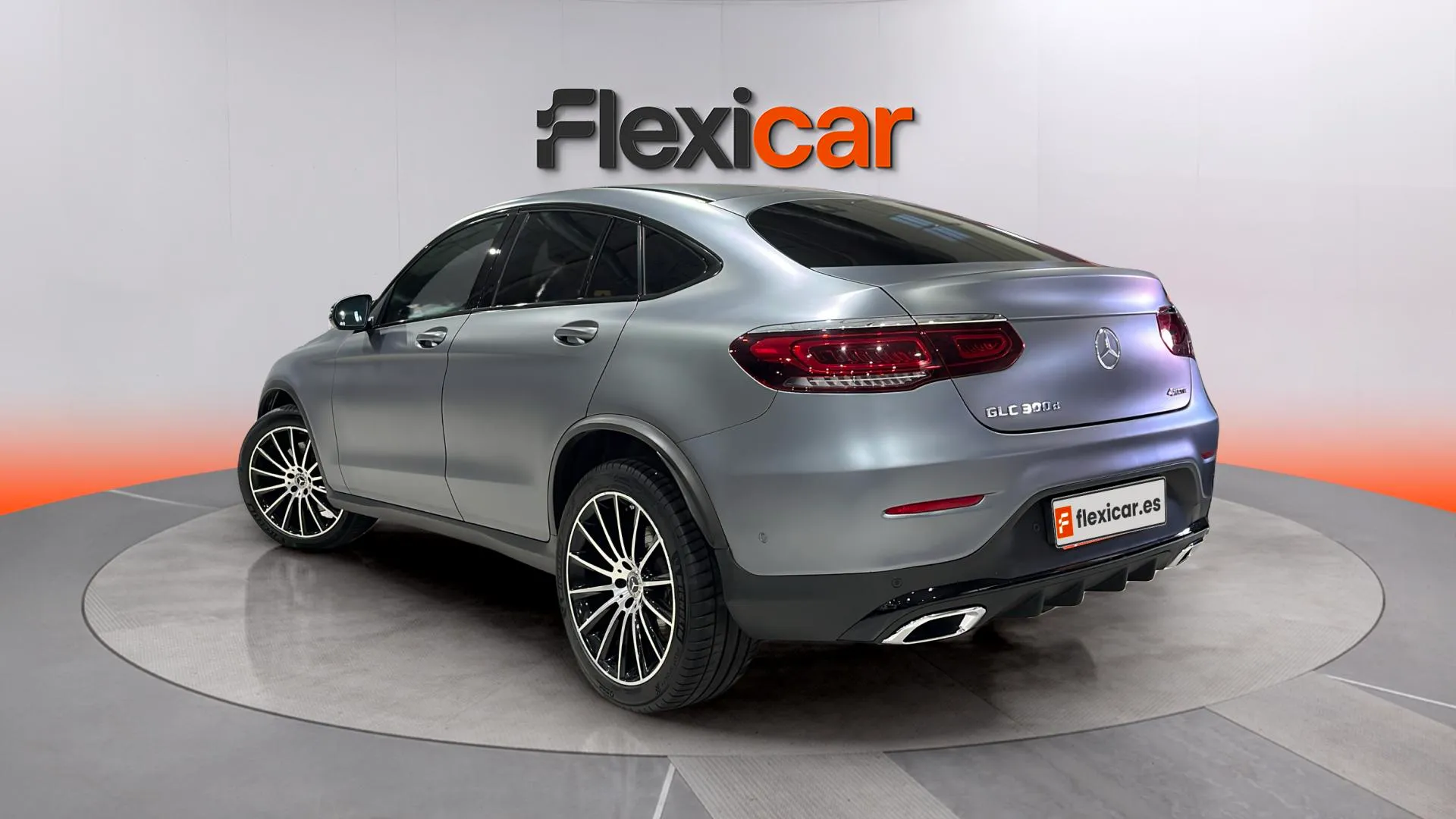 Mercedes-Benz GLC 300 d 4MATIC - foto 6