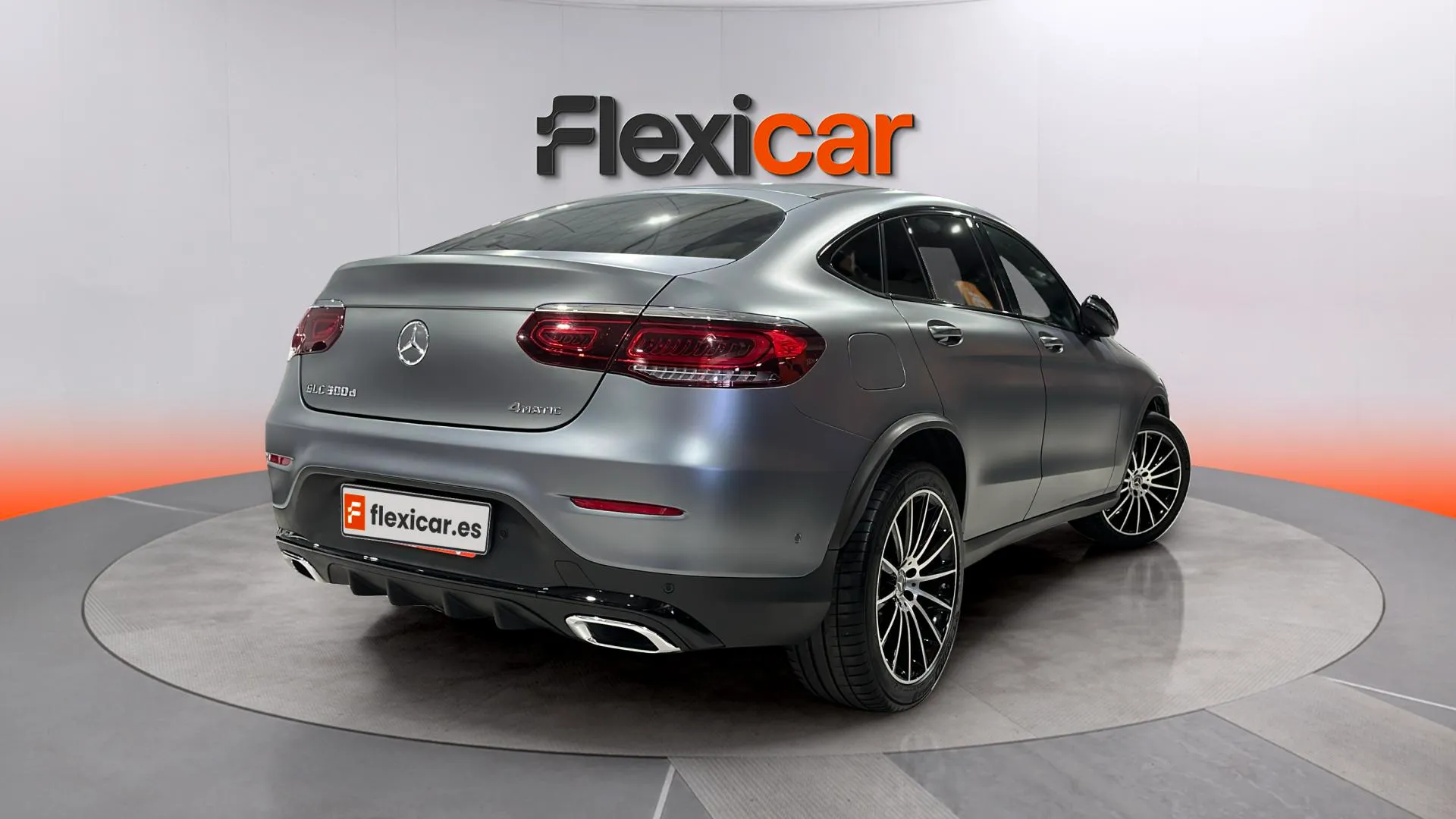 Mercedes-Benz GLC 300 d 4MATIC - foto 8