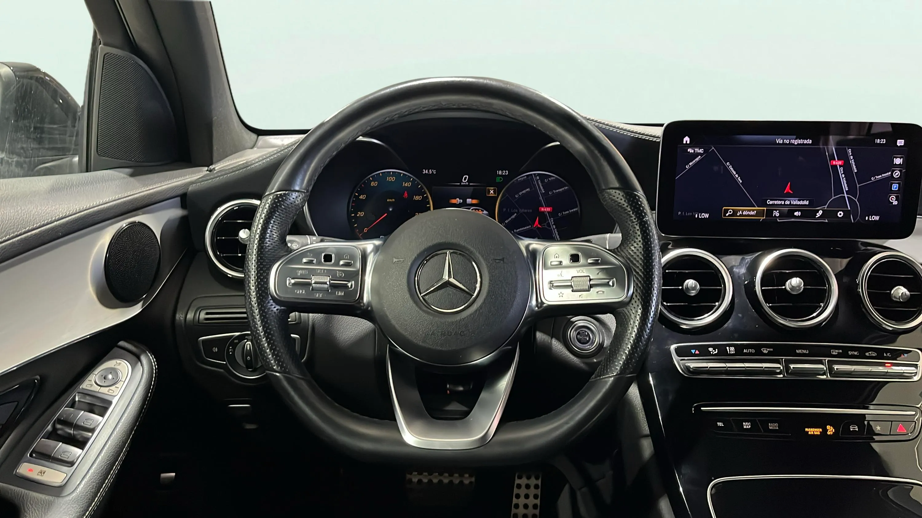 Mercedes-Benz GLC 300 d 4MATIC - foto 27