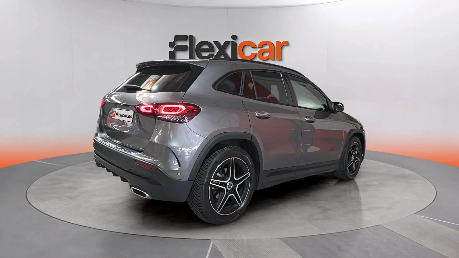 Mercedes-Benz GLA 200 - foto 7