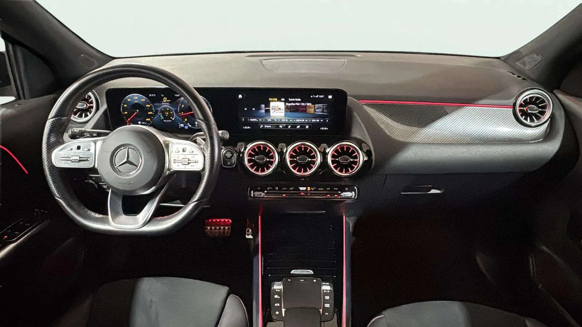 Mercedes-Benz GLA 200 - foto 11