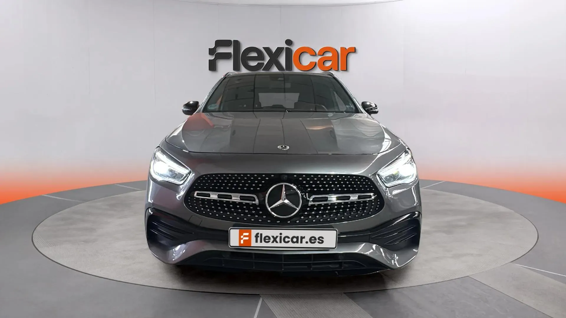 Mercedes-Benz GLA 200 - foto 2