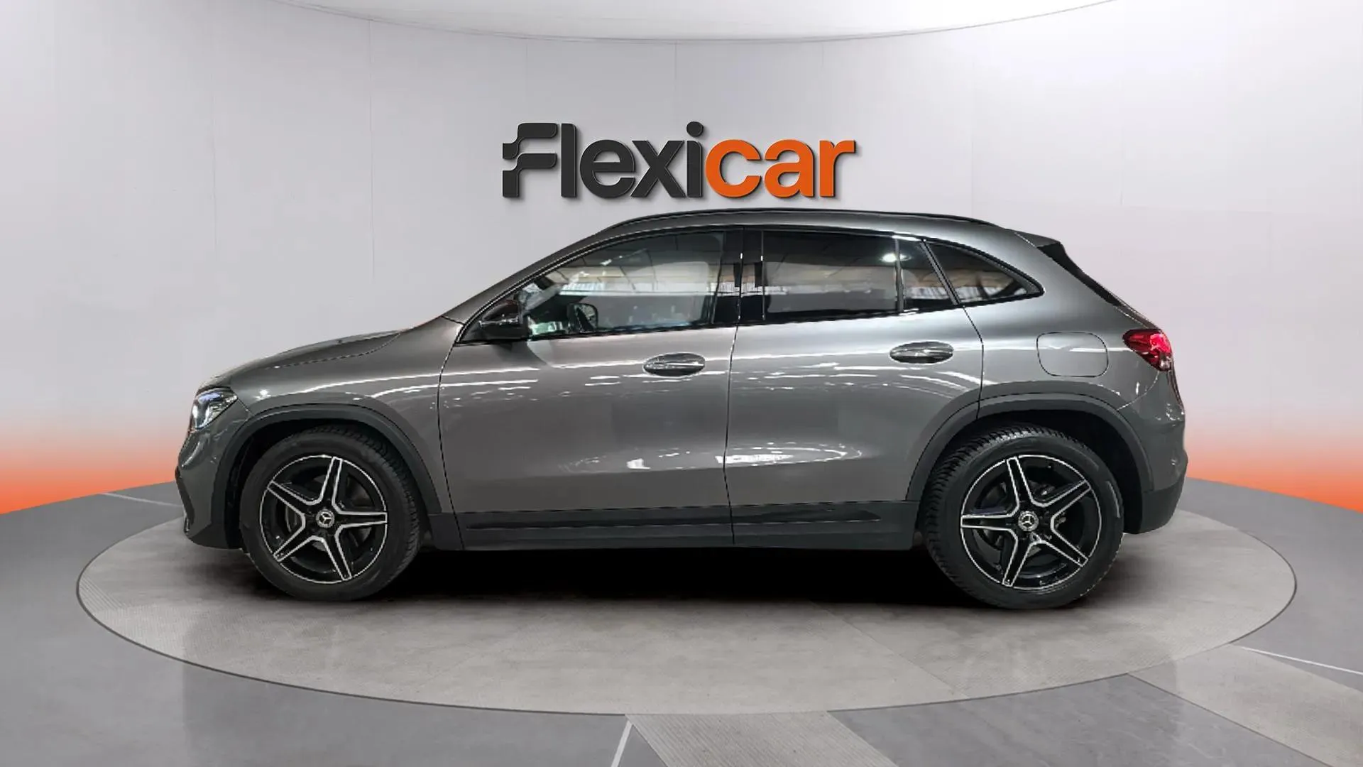 Mercedes-Benz GLA 200 - foto 4
