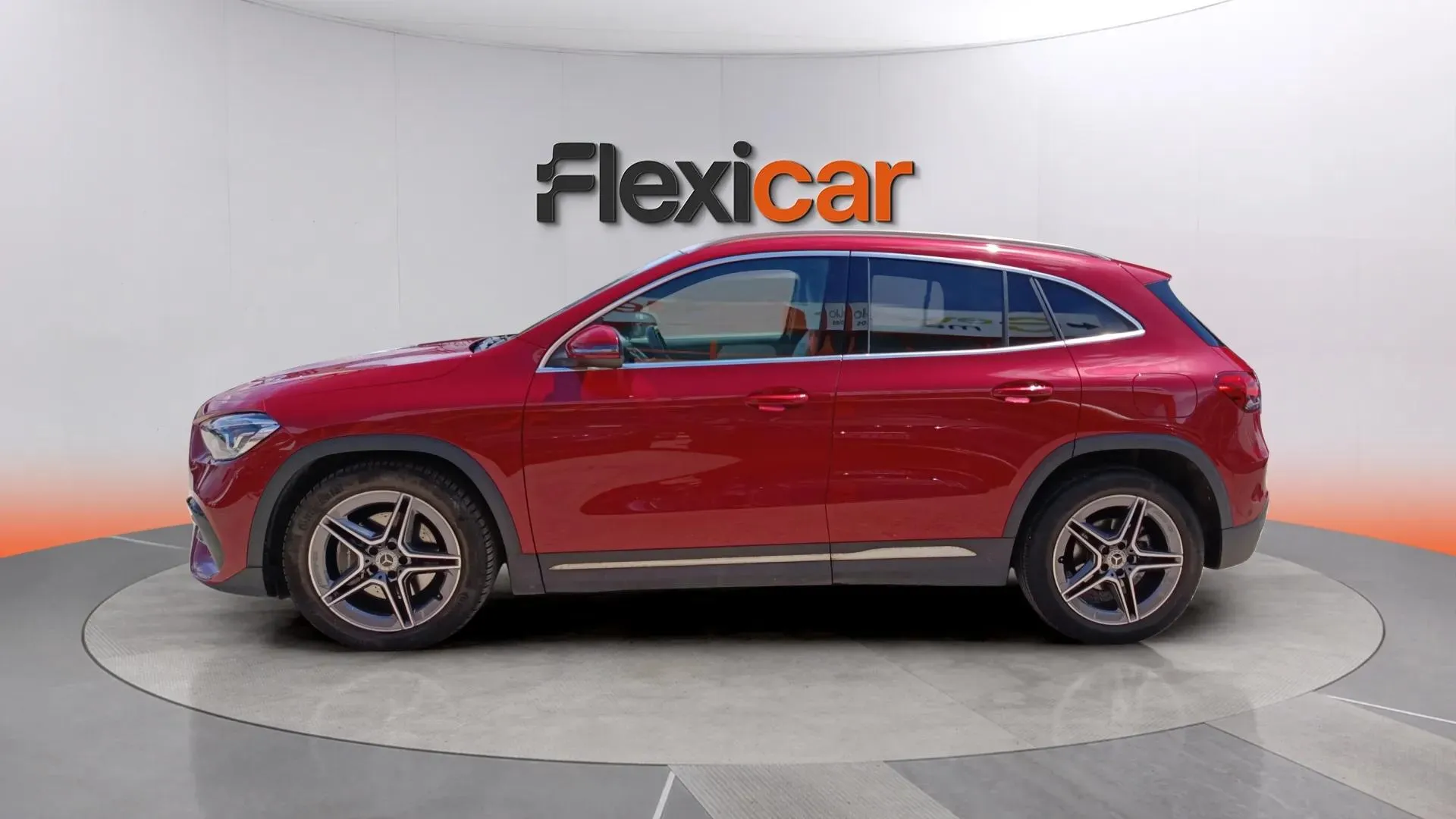 Mercedes-Benz GLA 200 D - foto 8