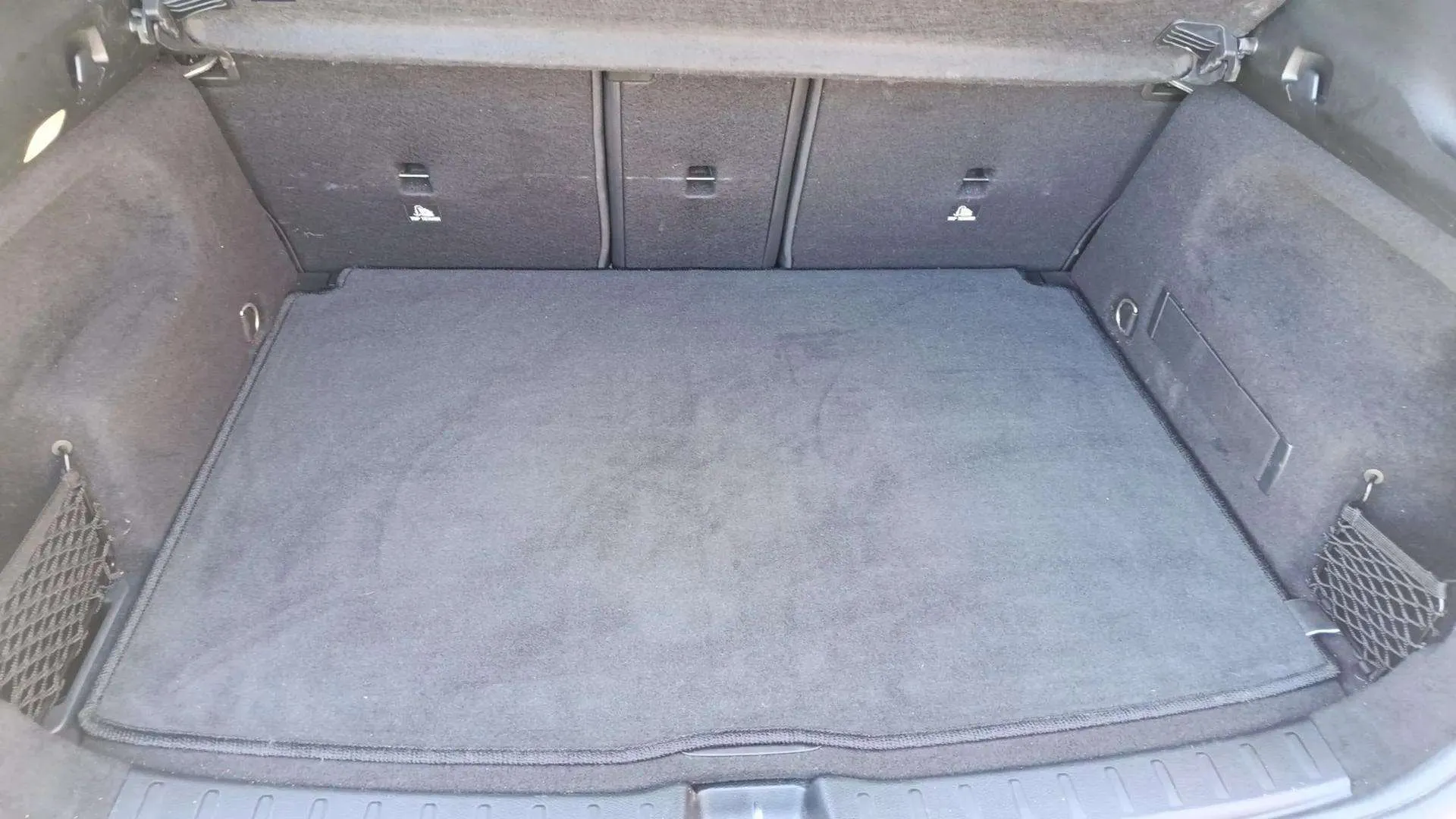 Mercedes-Benz GLA 200 D - foto 12
