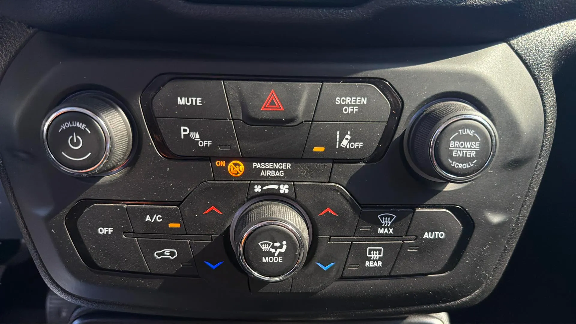 Jeep Renegade 1.0G Longitude 4x2 - foto 19