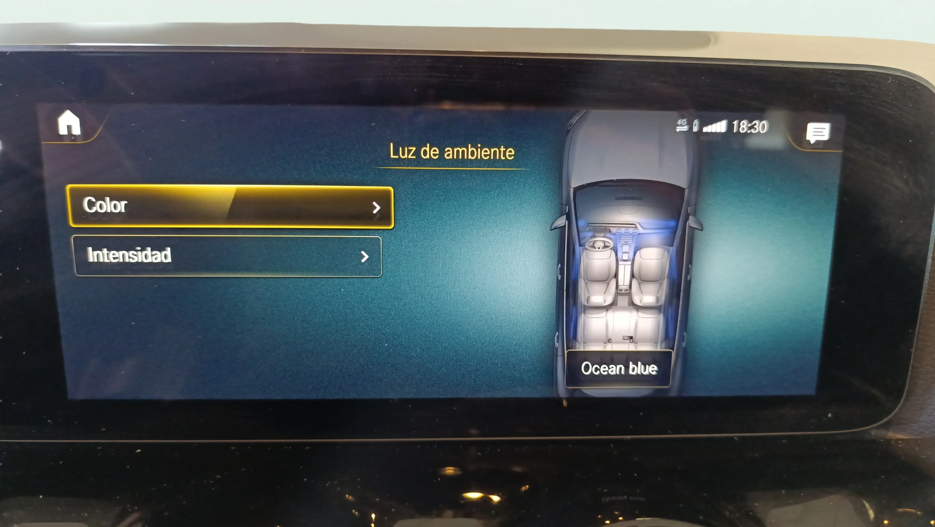 Mercedes-Benz GLA 200 D - foto 23