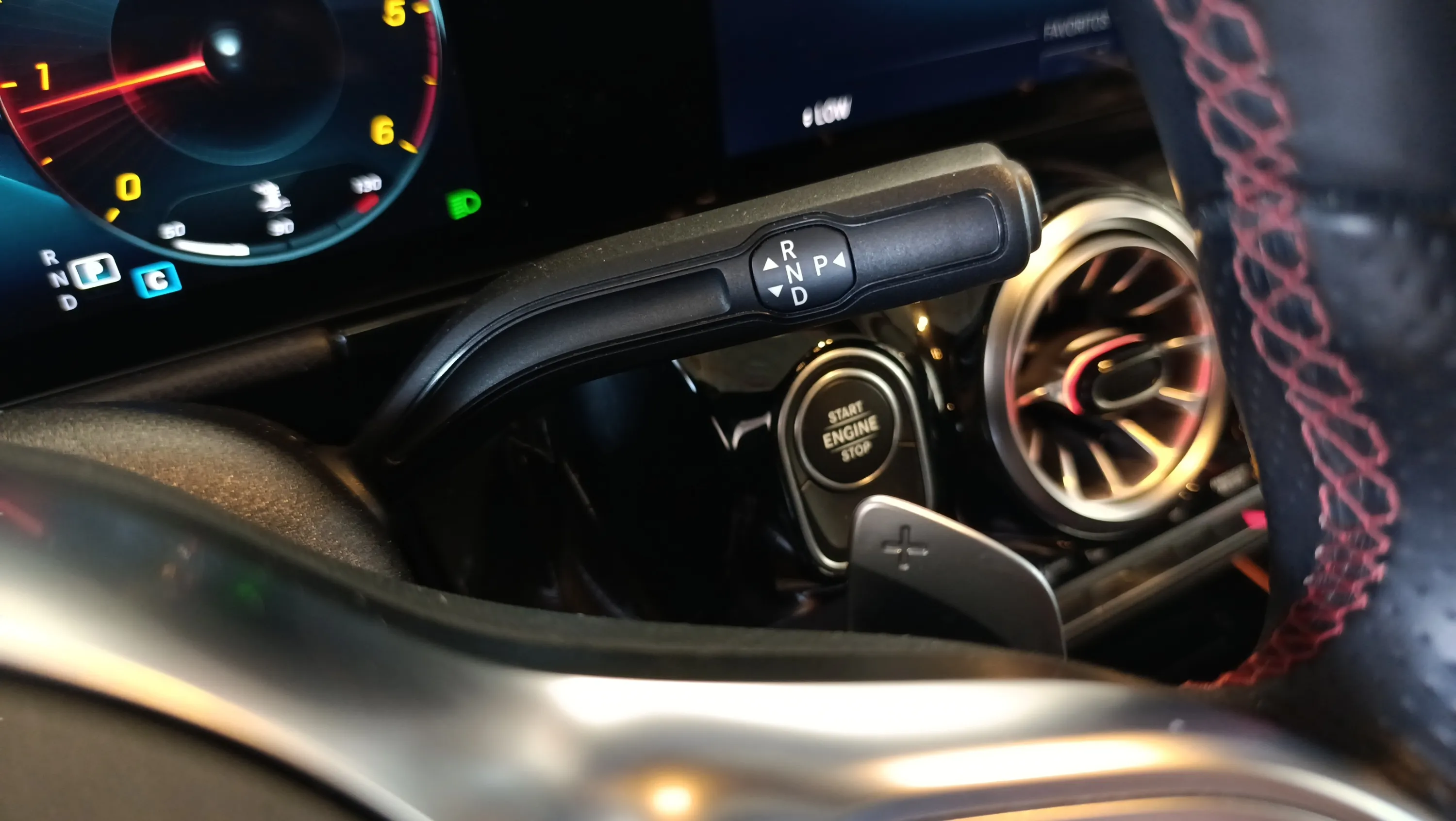 Mercedes-Benz GLA 200 D - foto 14