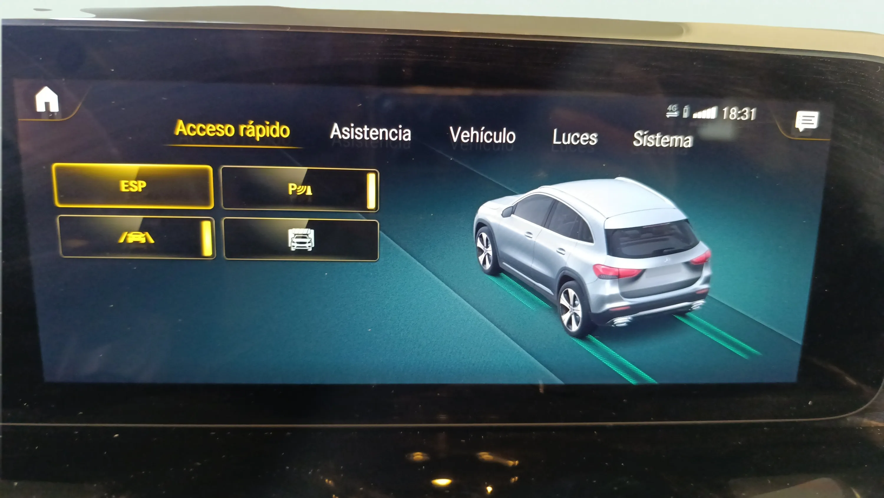 Mercedes-Benz GLA 200 D - foto 25