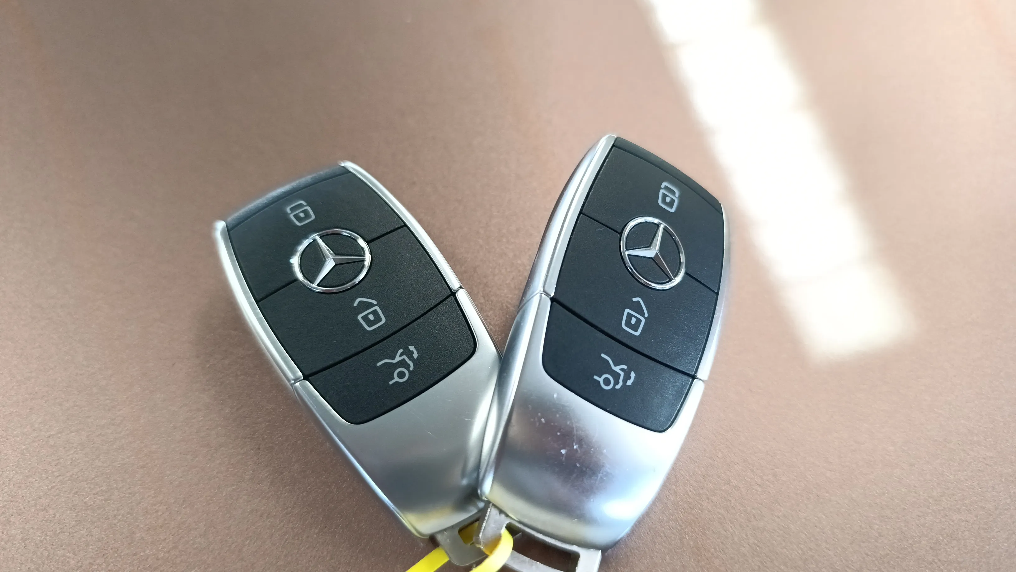 Mercedes-Benz GLA 200 D - foto 45