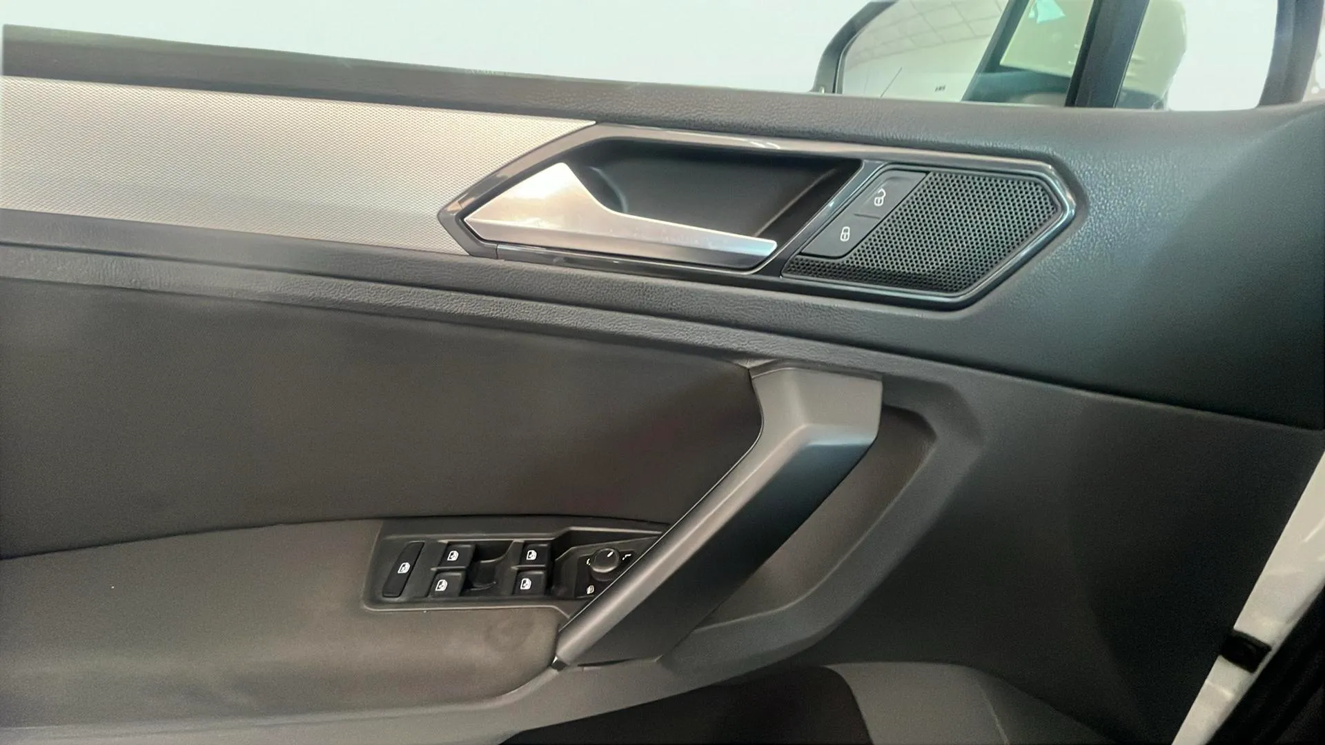 Volkswagen Tiguan Edition 1.4 TSI BMT - foto 19