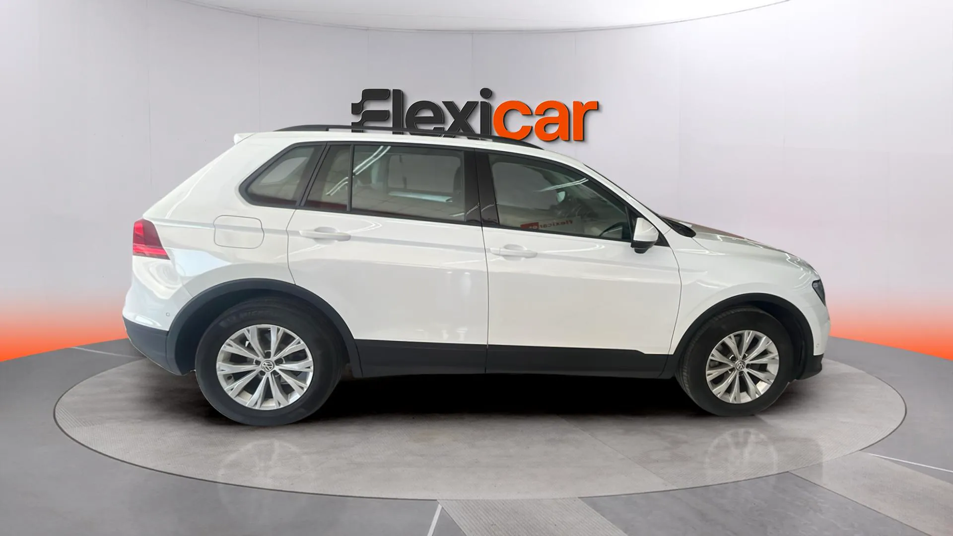 Volkswagen Tiguan Edition 1.4 TSI BMT - foto 3