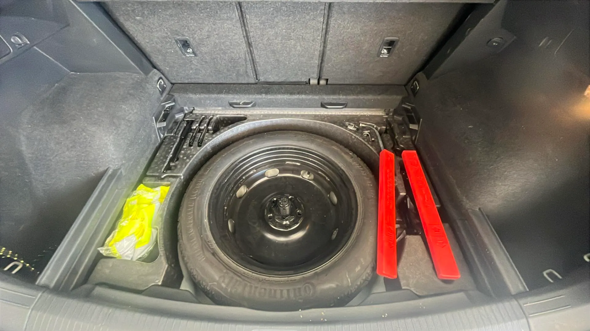 Volkswagen Tiguan Edition 1.4 TSI BMT - foto 16