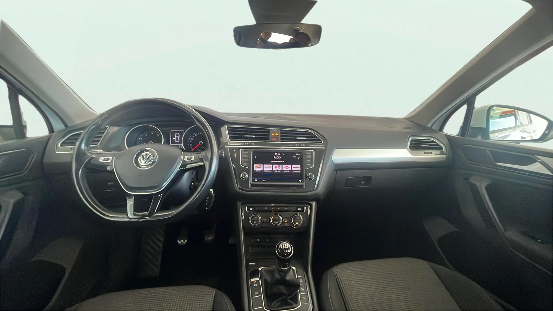 Volkswagen Tiguan Edition 1.4 TSI BMT - foto 6