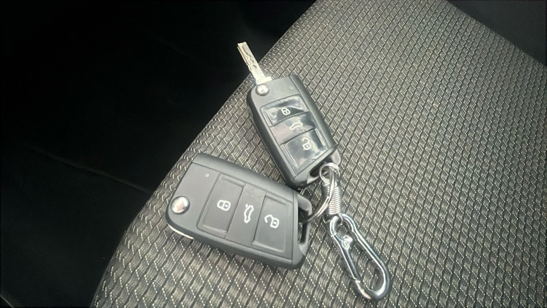 Volkswagen Tiguan Edition 1.4 TSI BMT - foto 17