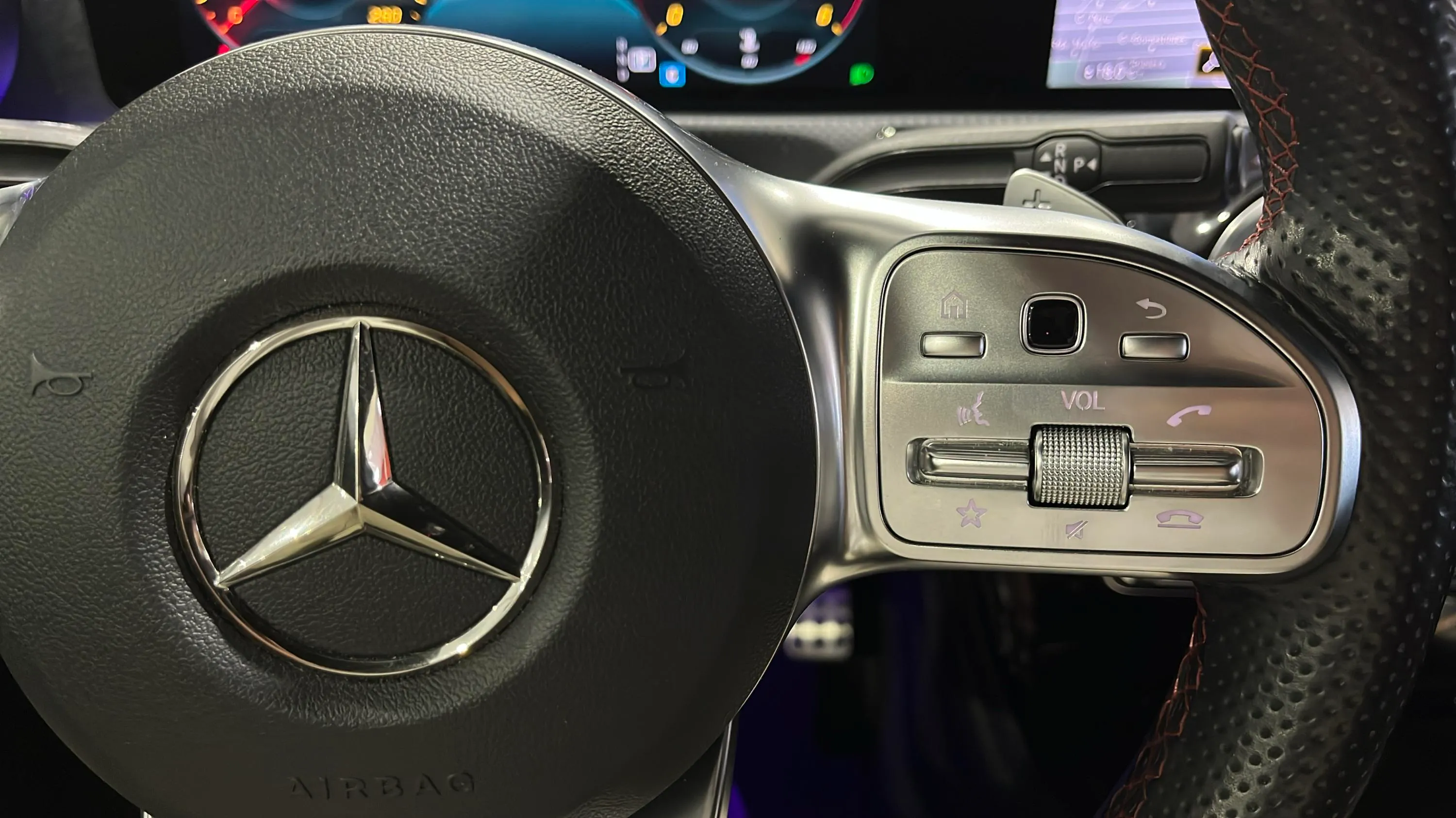 Mercedes-Benz Clase A Sedán A 200 d - foto 17