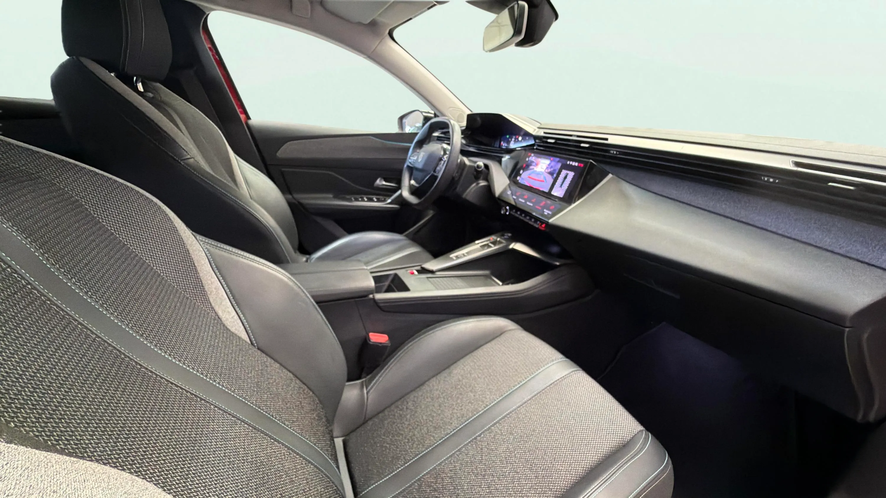 Peugeot 308 Allure Pack PureTech 130 EAT8 - foto 14