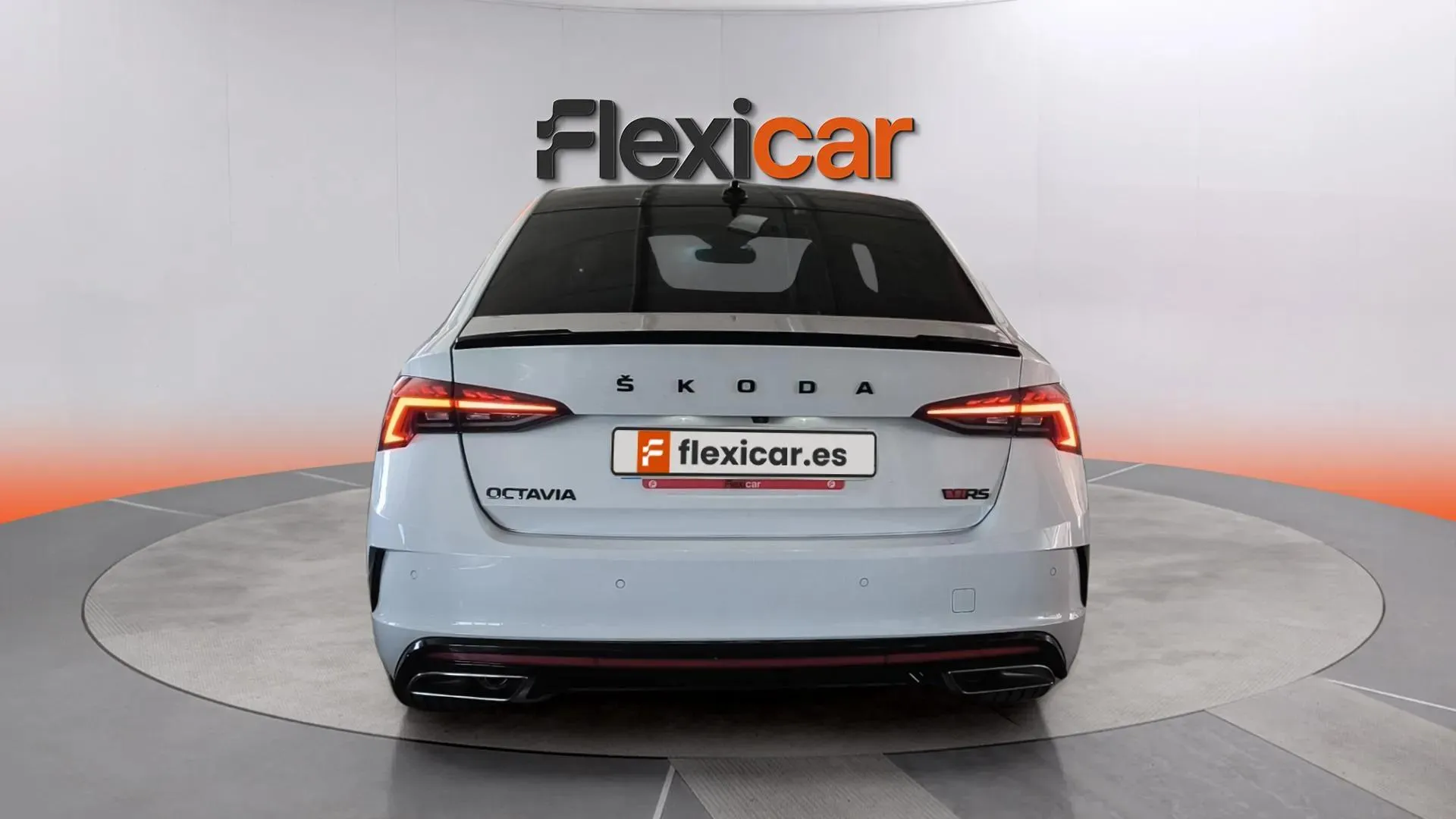Škoda Octavia 2.0 TSI DSG RS - foto 5