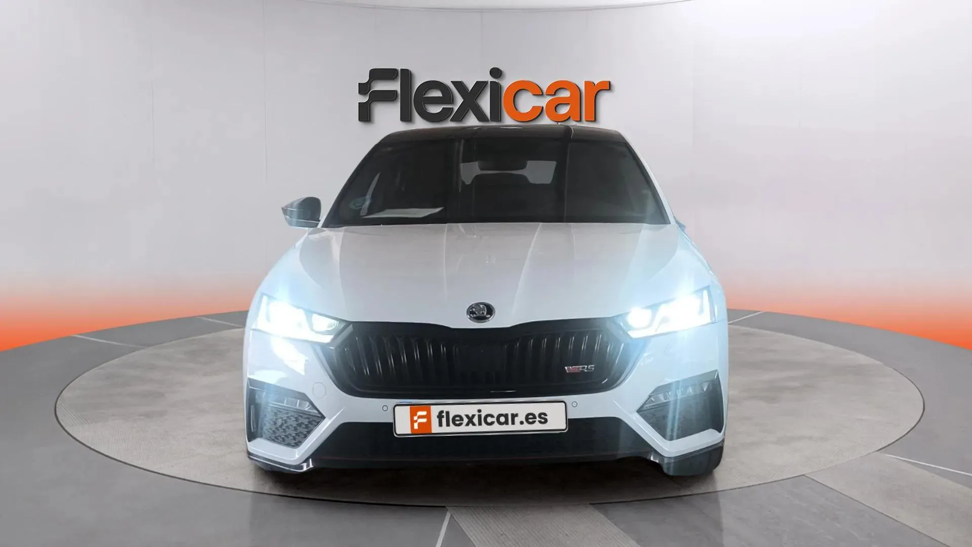 Škoda Octavia 2.0 TSI DSG RS - foto 7