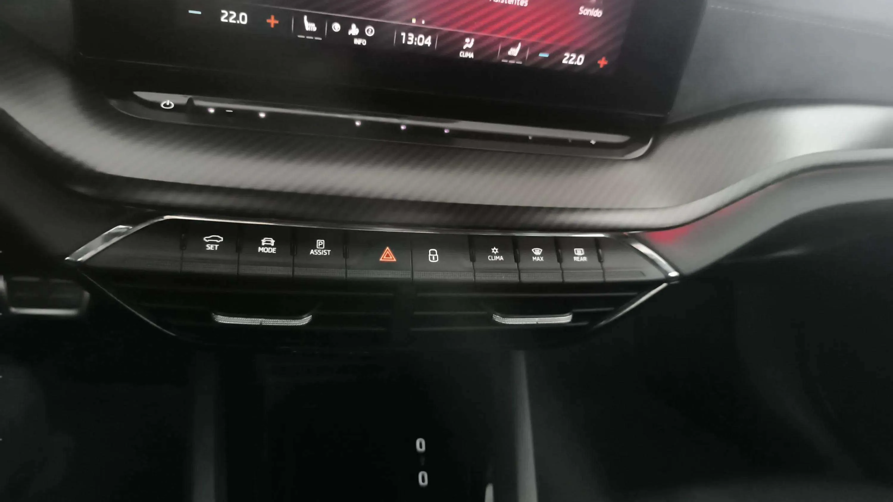 Škoda Octavia 2.0 TSI DSG RS - foto 25