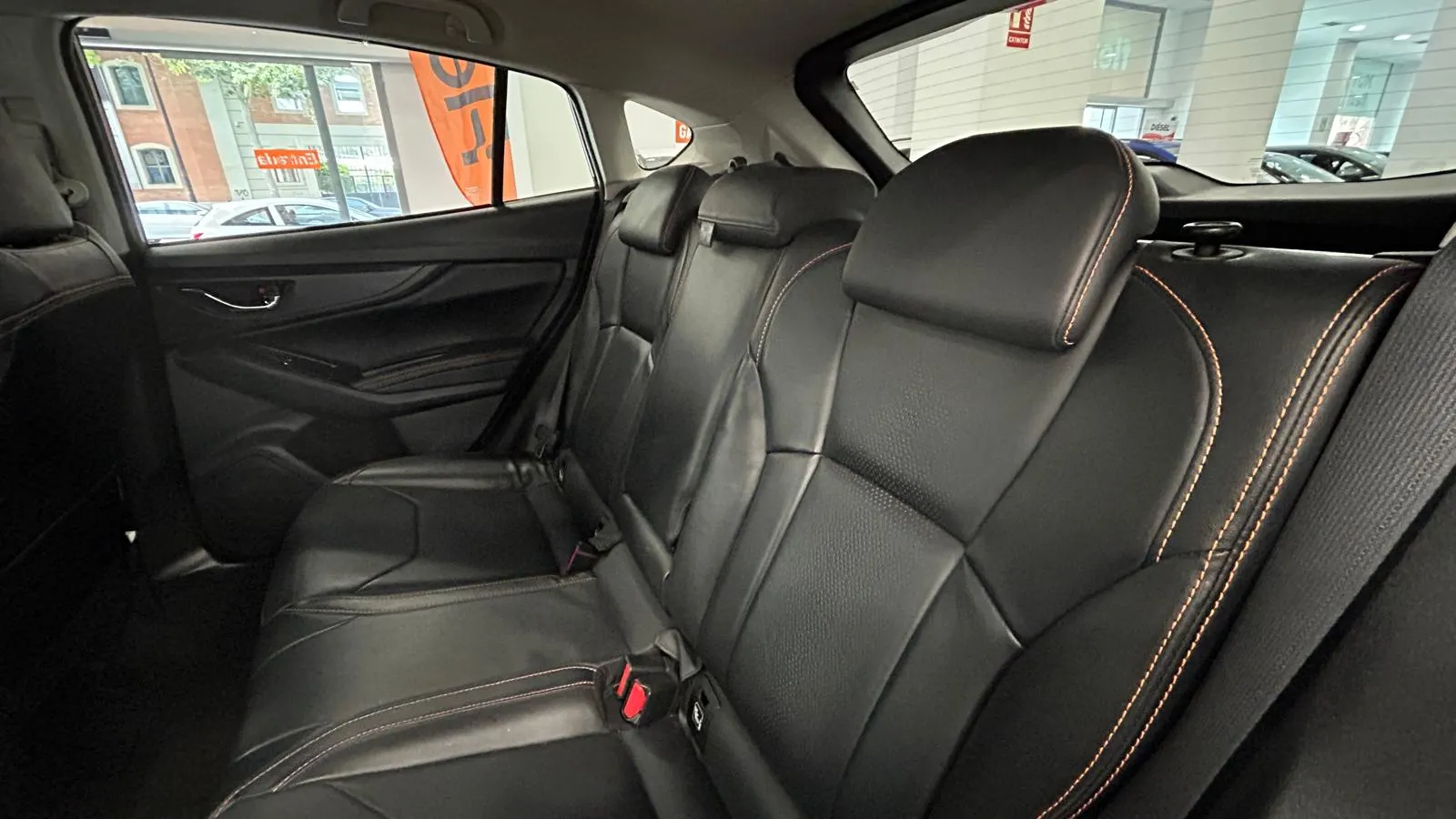 Subaru XV 1.6i Executive Plus - foto 6