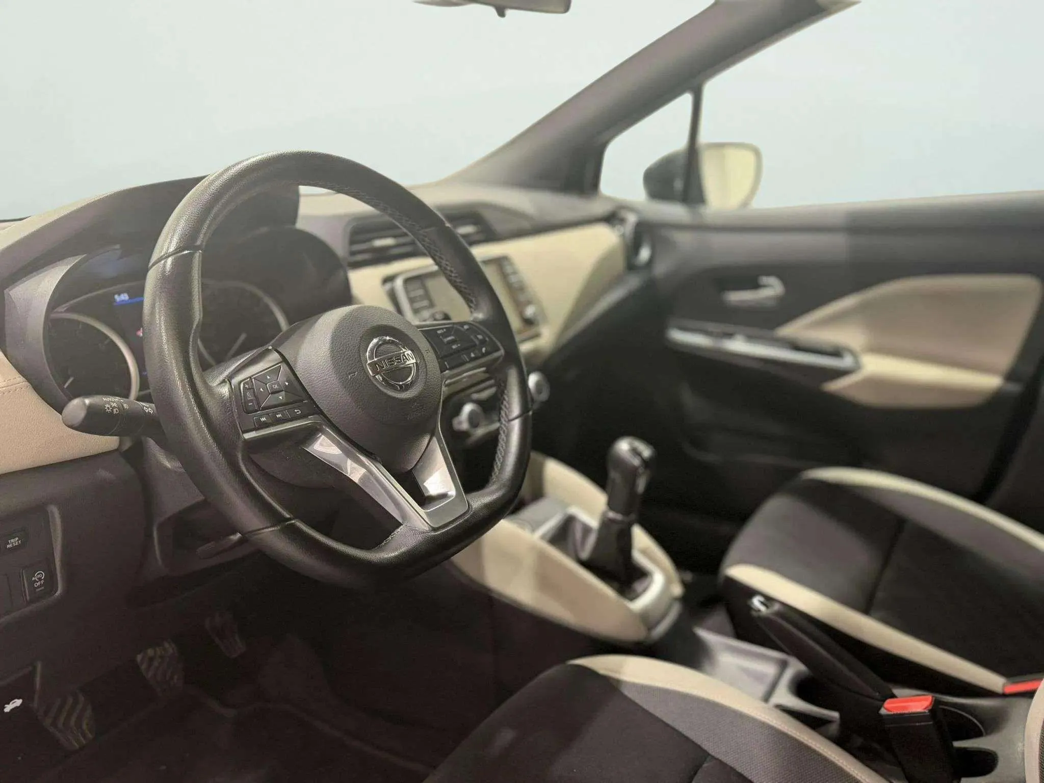 Nissan Micra IG-T E6D-F Acenta Sprint Bose - foto 9