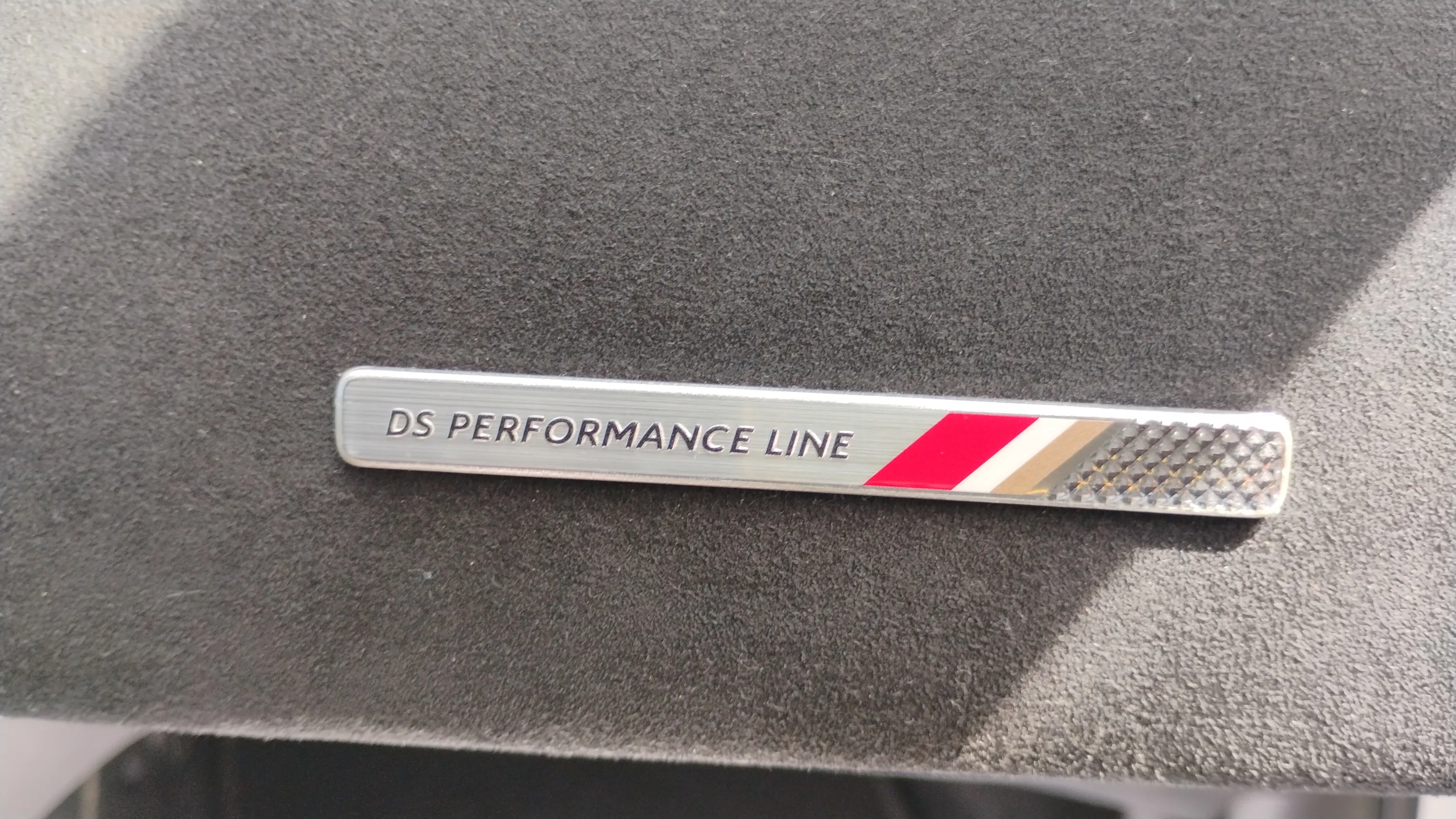 DS DS 3 Crossback PureTech Performance Line - foto 19
