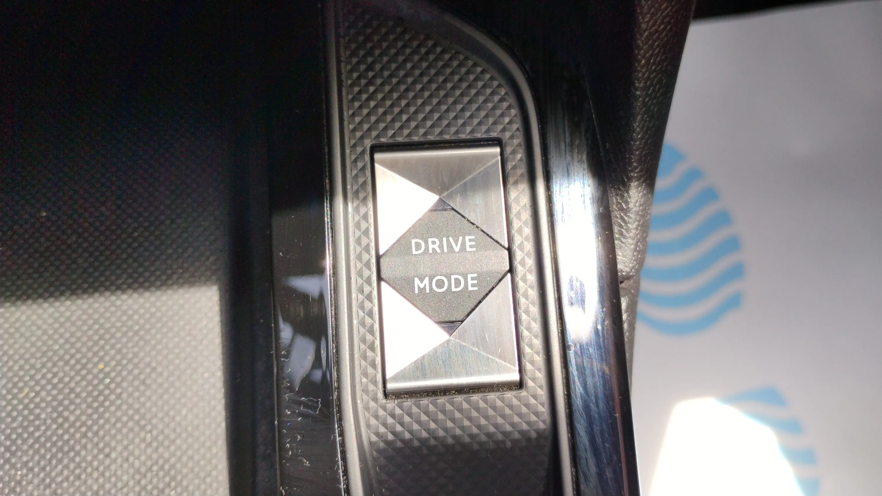 DS DS 3 Crossback PureTech Performance Line - foto 25