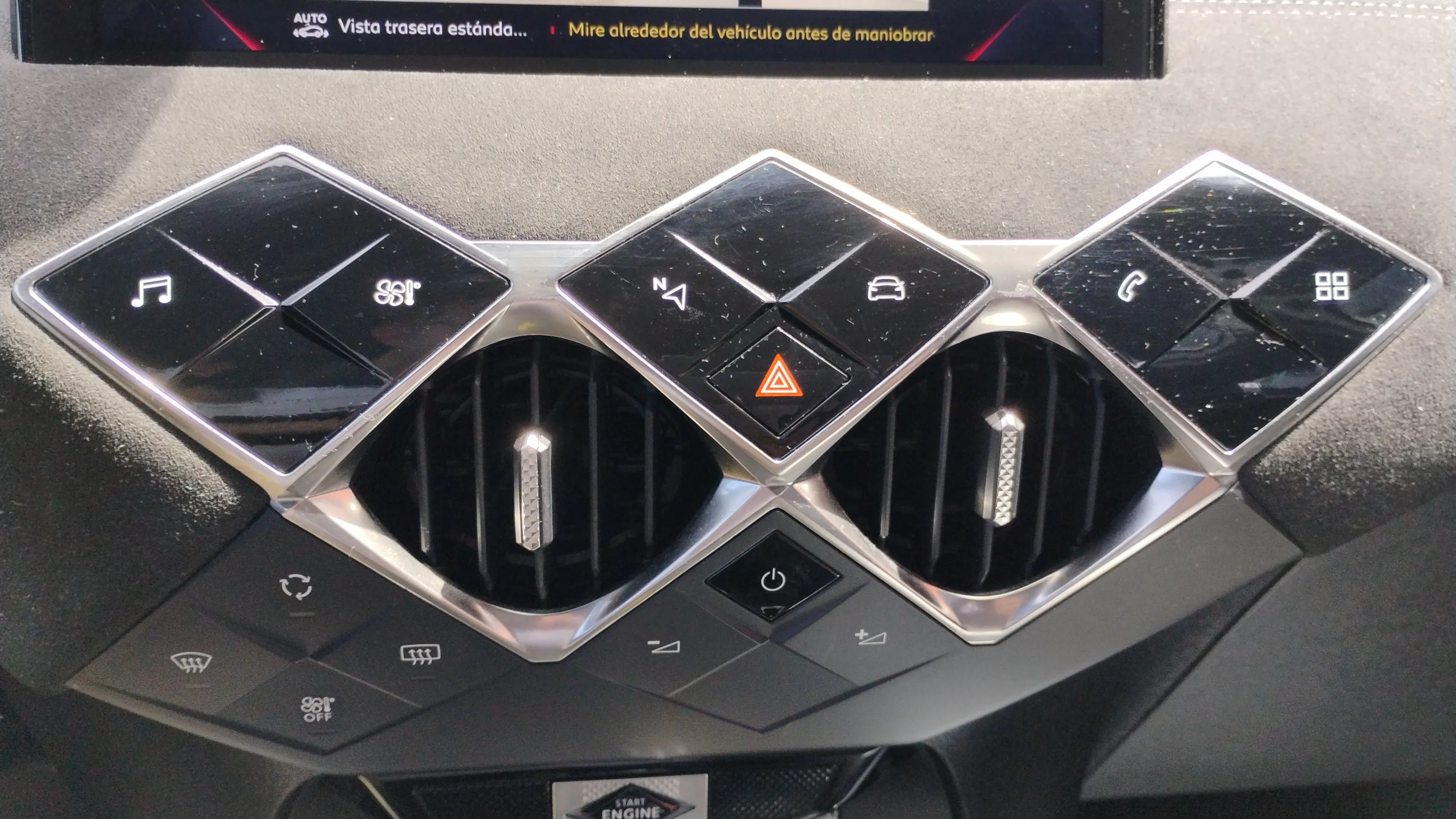 DS DS 3 Crossback PureTech Performance Line - foto 16