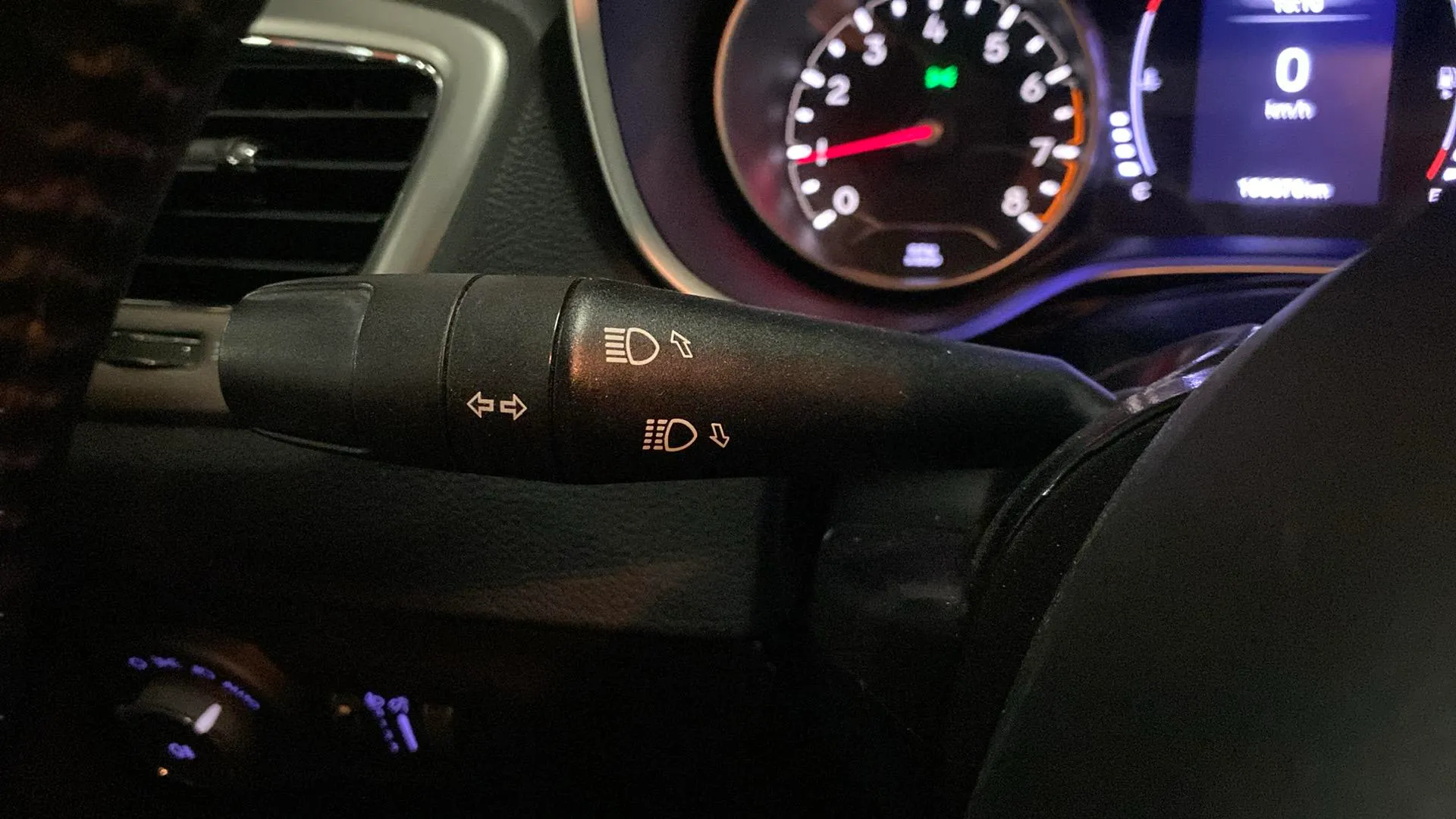 Jeep Compass 1.4 Mair Limited 4x2 - foto 13