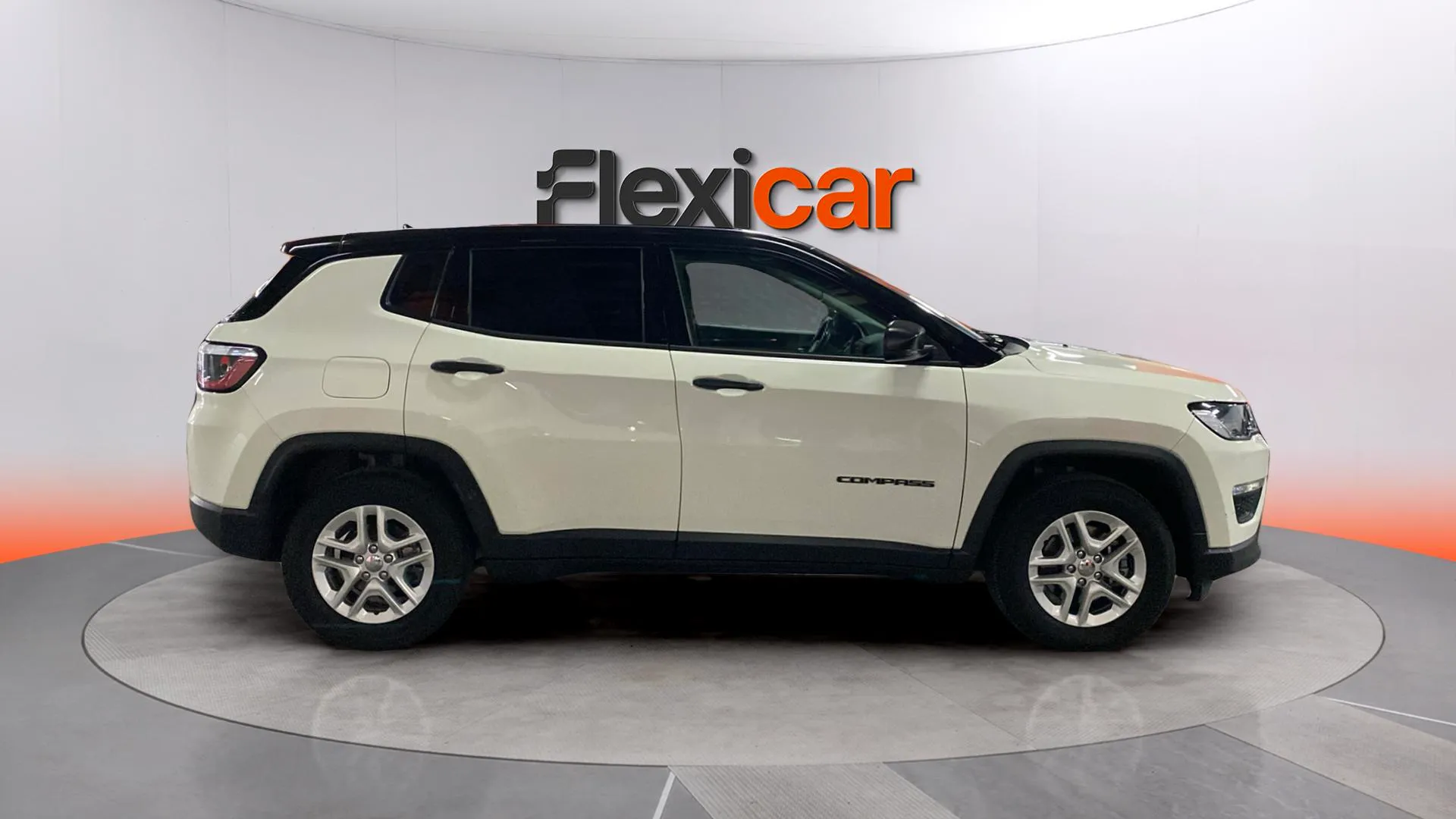 Jeep Compass 1.4 Mair Limited 4x2 - foto 4