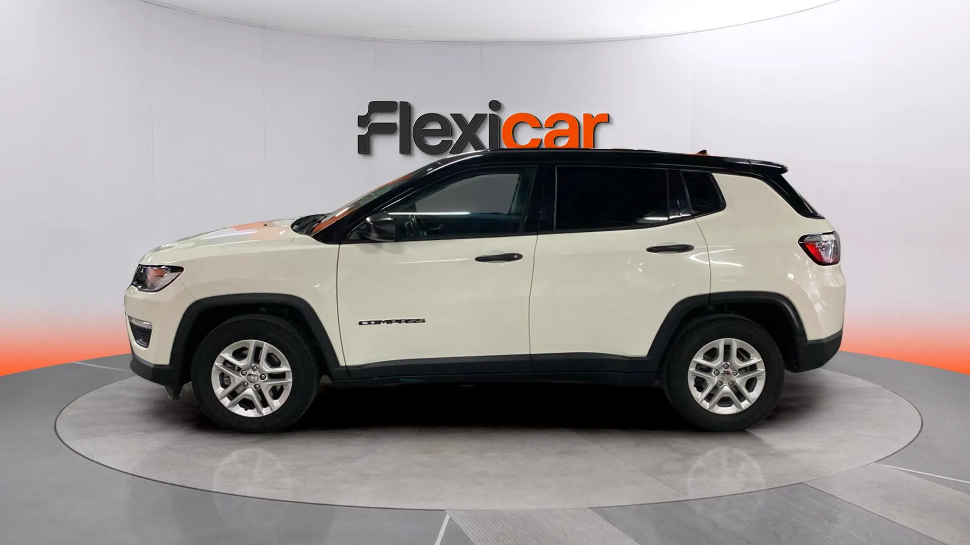 Jeep Compass 1.4 Mair Limited 4x2 - foto 5
