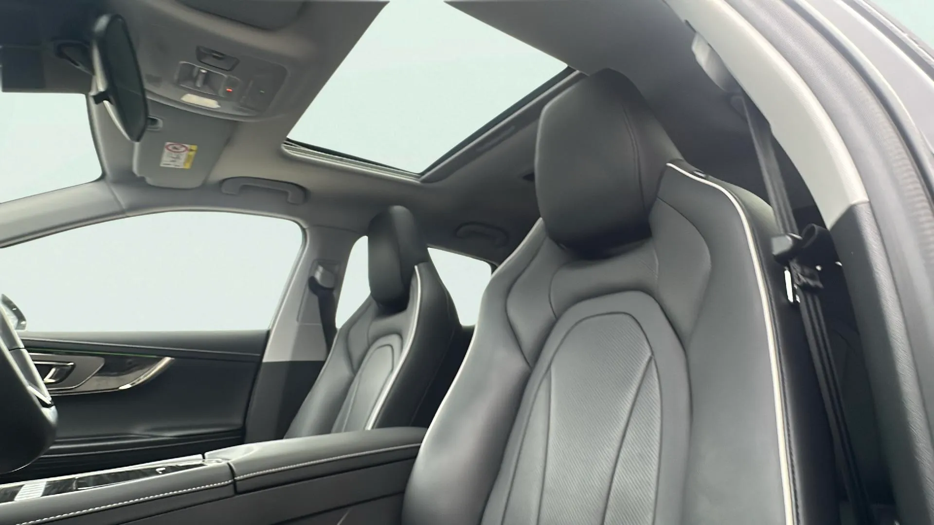Omoda 5 Premium 1.6 T-GDi - foto 19