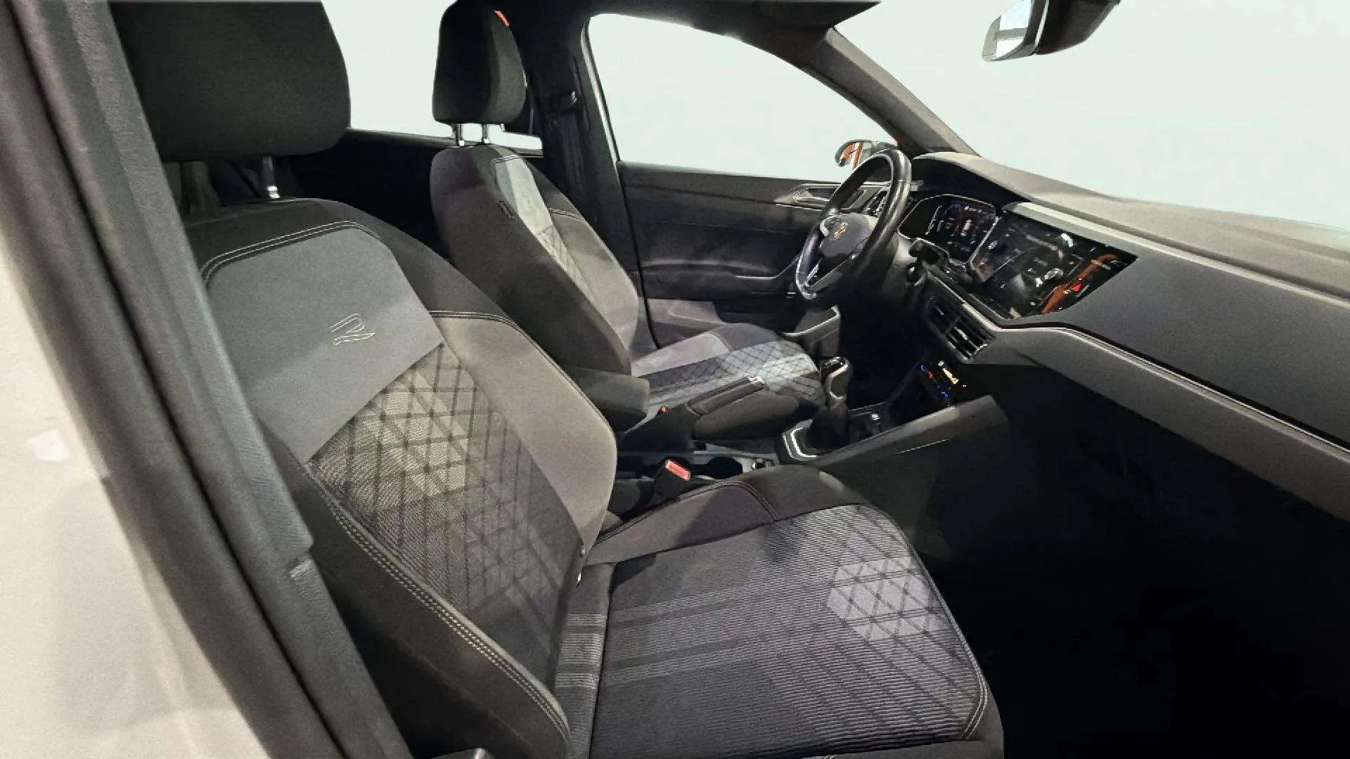 Volkswagen Taigo R-Line 1.0 TSI - foto 9