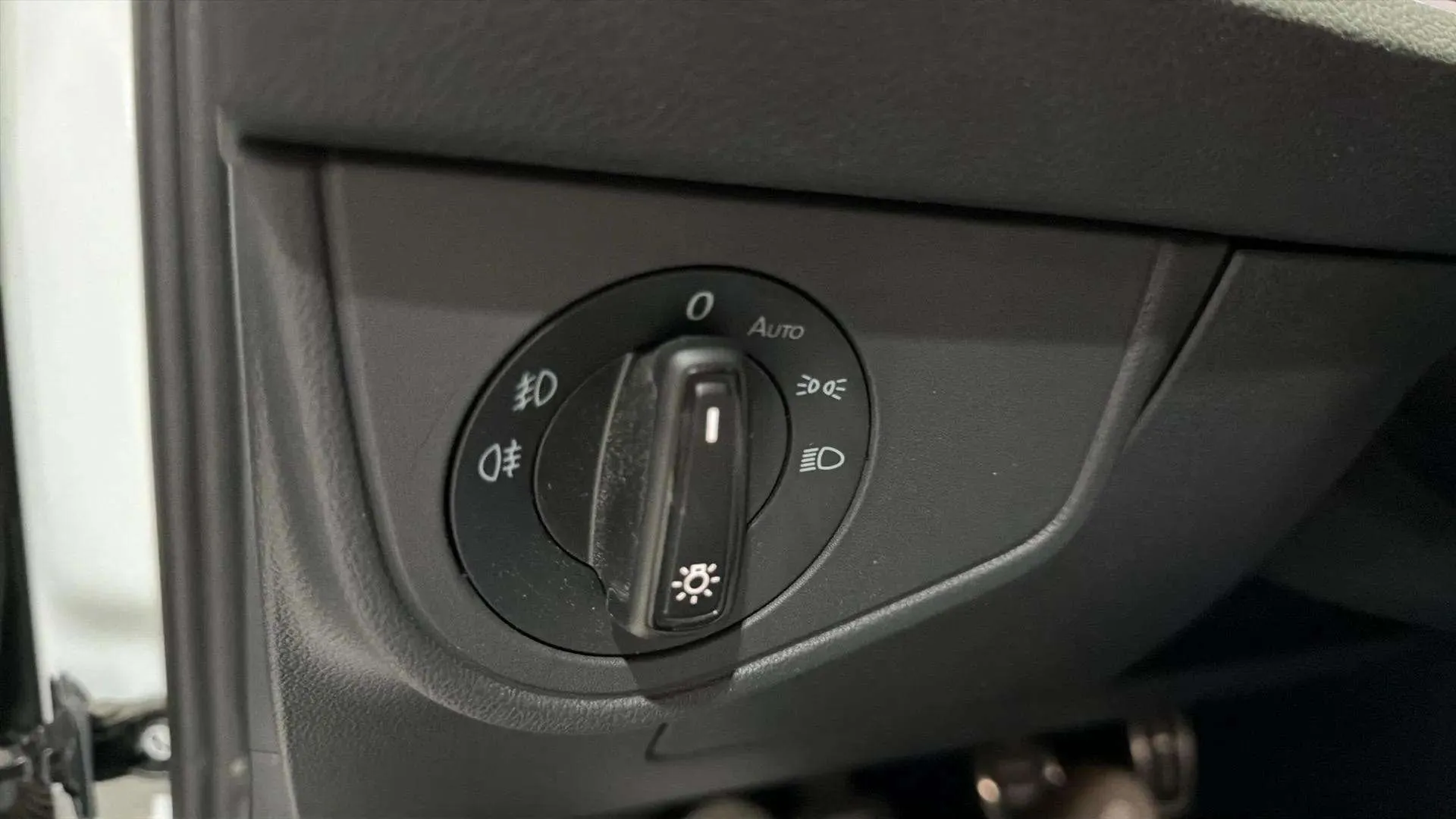 Volkswagen Taigo R-Line 1.0 TSI - foto 19