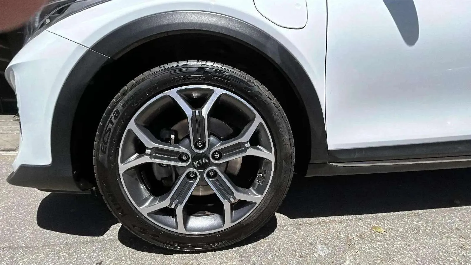 Kia XCeed 1.6 GDi PHEV eMotion - foto 17