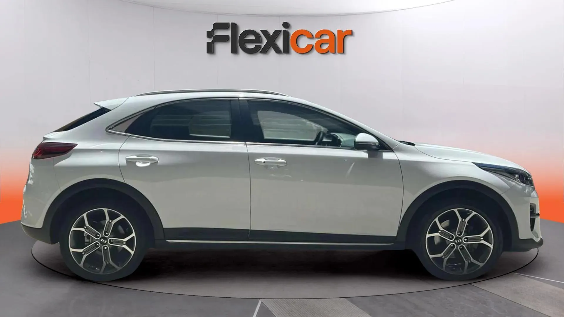 Kia XCeed 1.6 GDi PHEV eMotion - foto 7