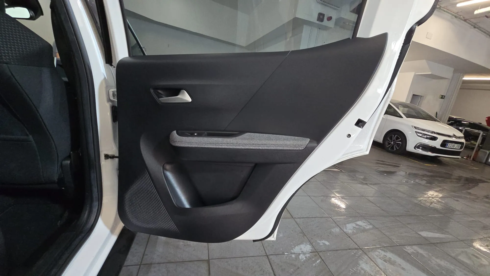Opel Frontera 1.2T XHT Hybrid eDCT6 GS - foto 21