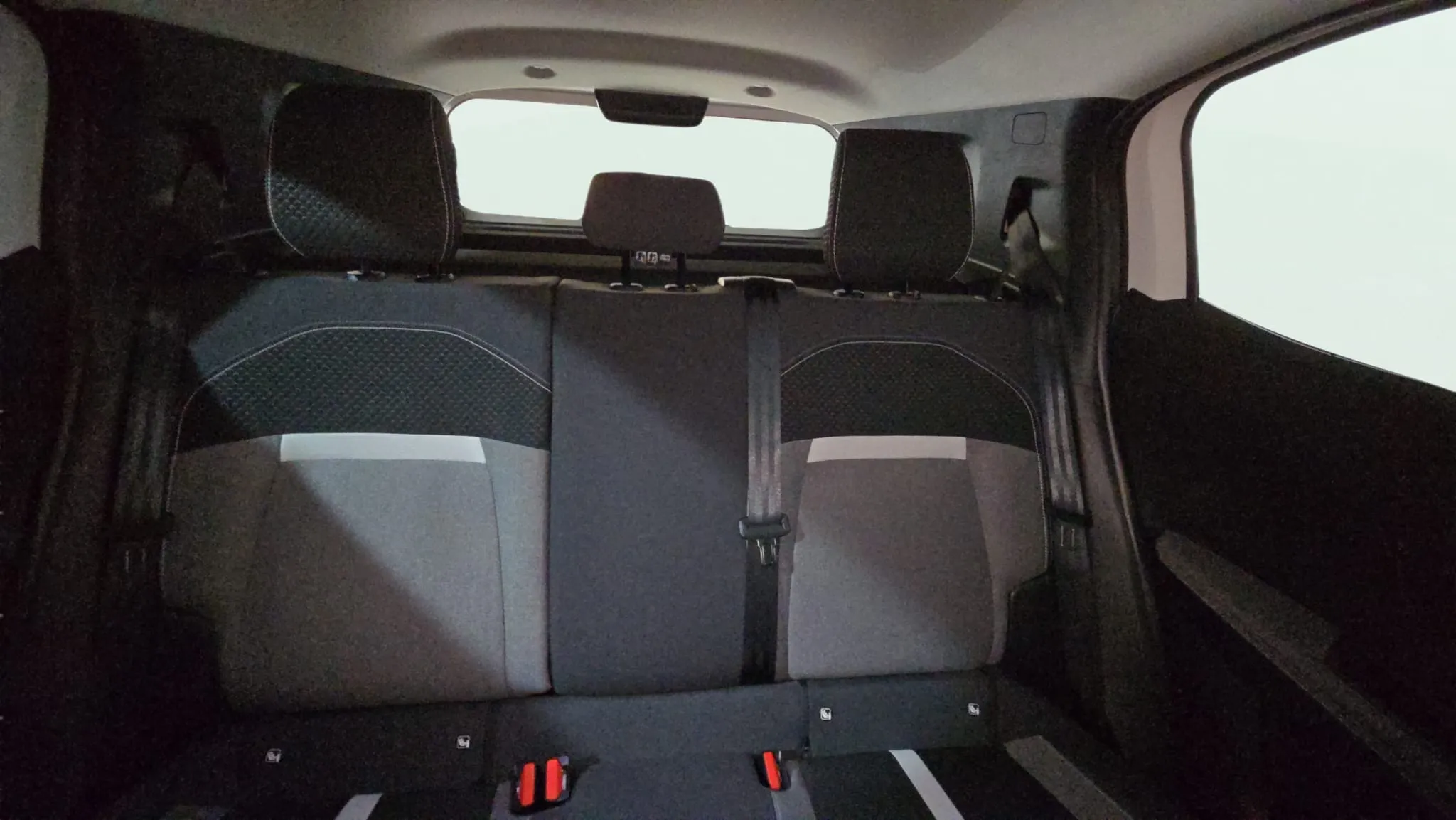 Opel Frontera 1.2T XHT Hybrid eDCT6 GS - foto 18