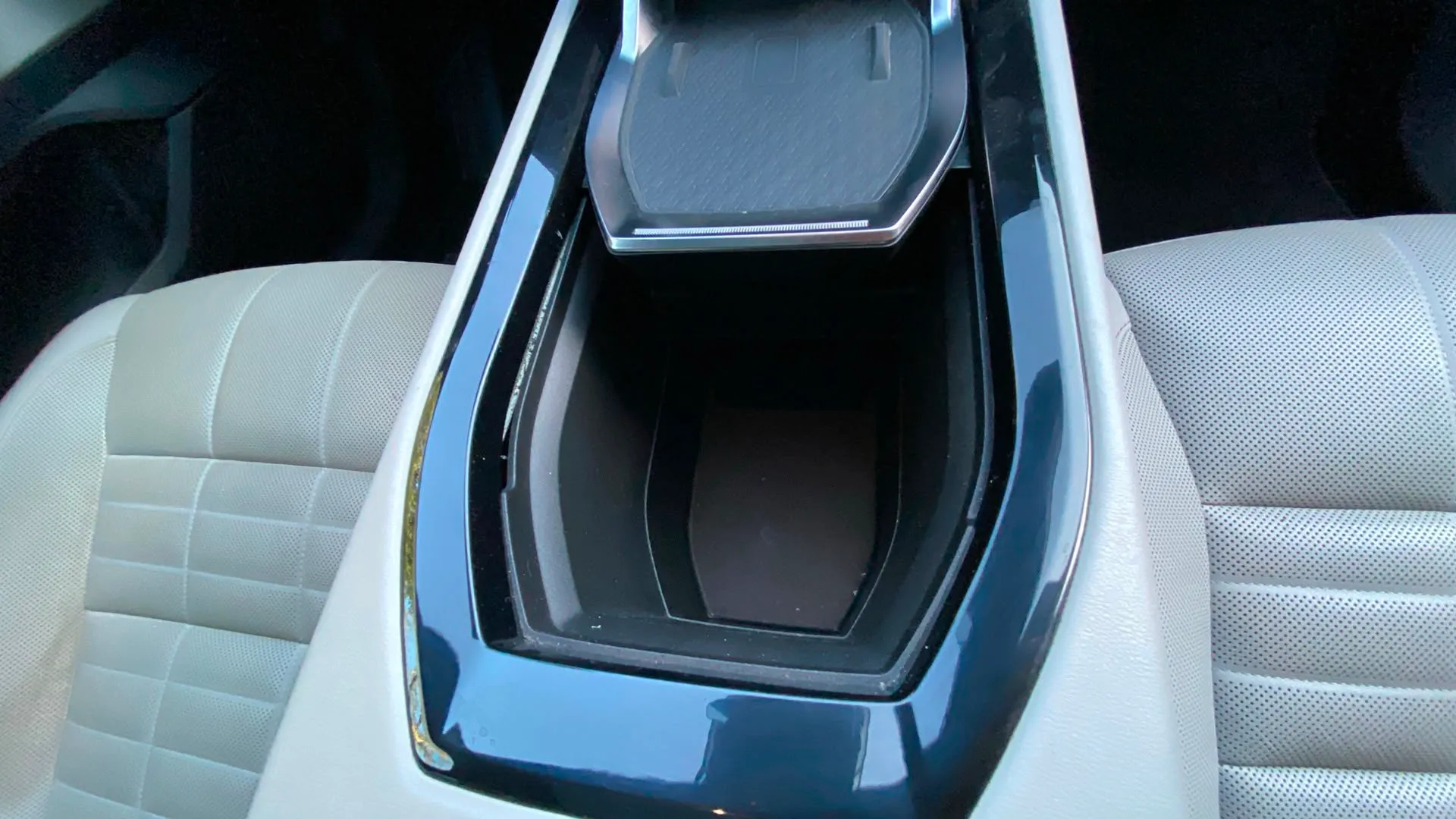 Renault Espace Iconic E-Tech full hybrid - foto 17