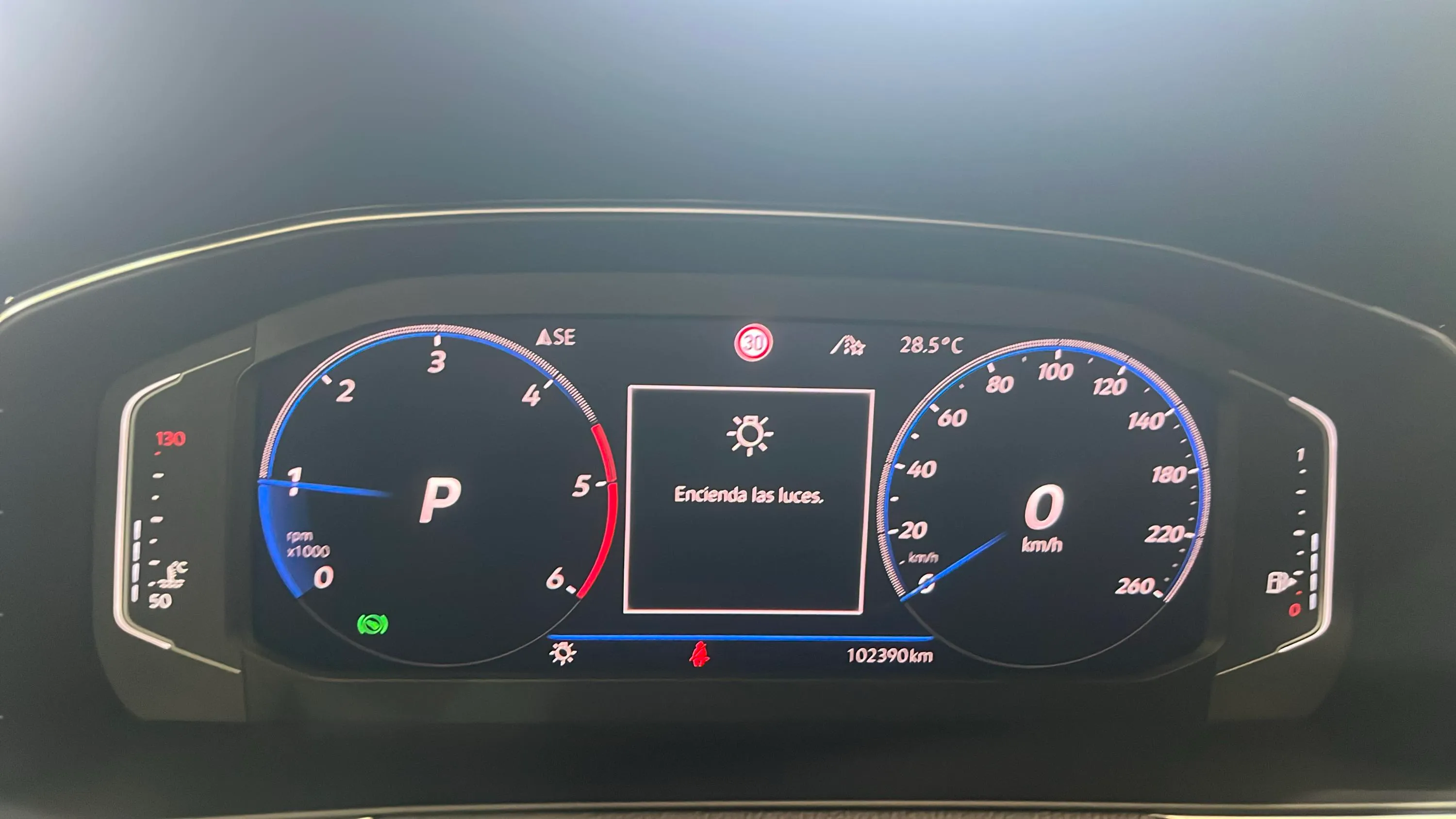 Volkswagen Passat Alltrack 2.0 TDI 4Mot DSG - foto 12