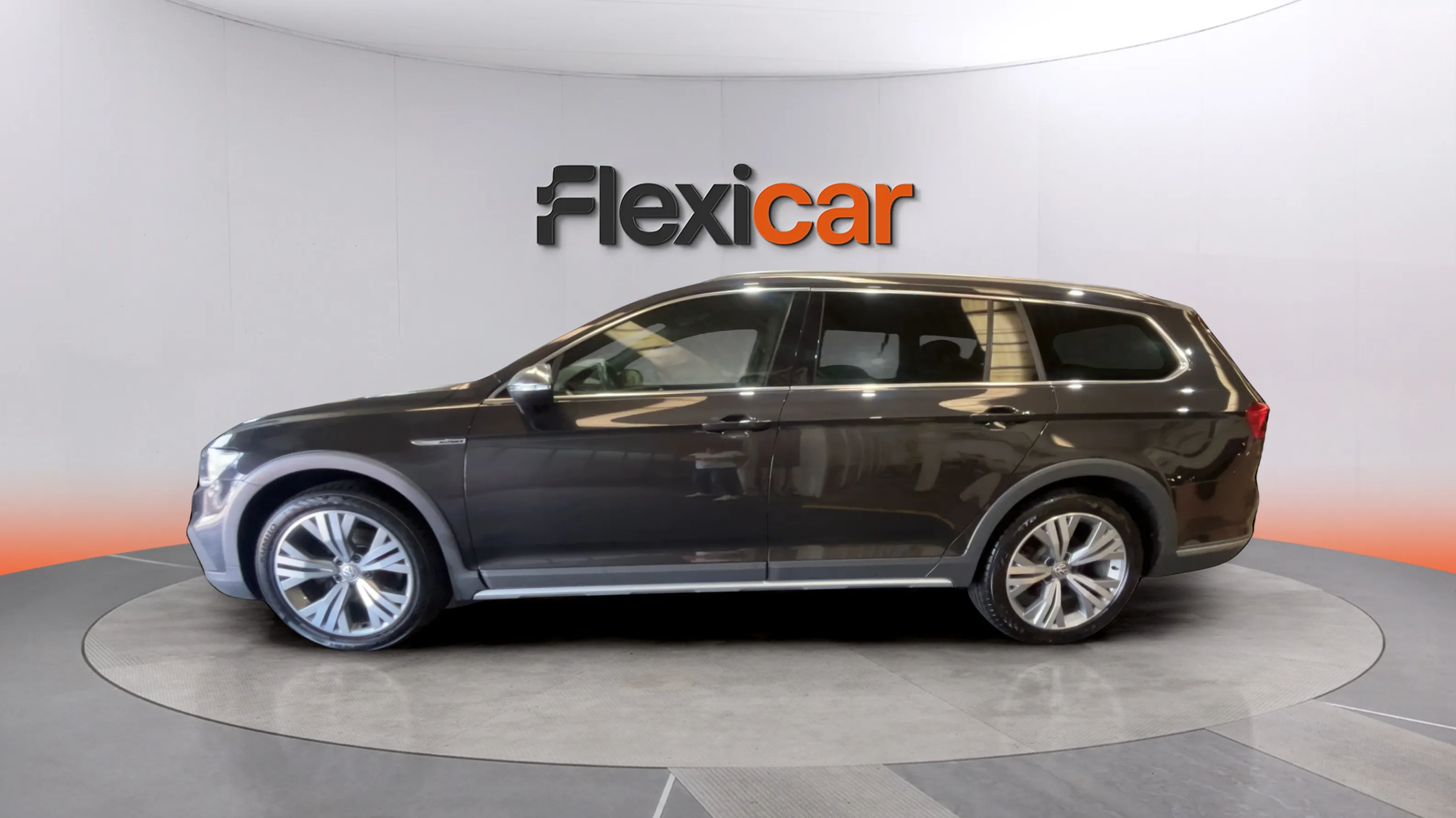 Volkswagen Passat Alltrack 2.0 TDI 4Mot DSG - foto 4