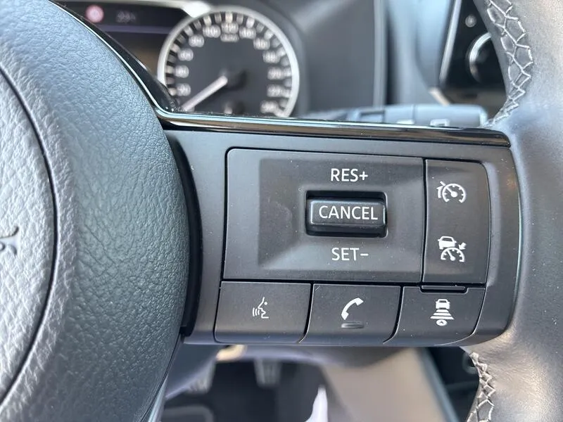 Nissan Qashqai DIG-T mHEV - foto 31