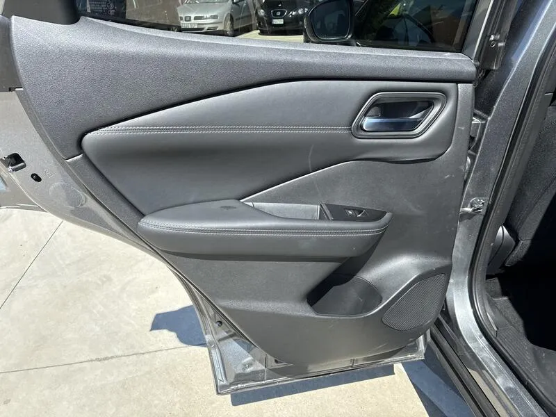 Nissan Qashqai DIG-T mHEV - foto 20