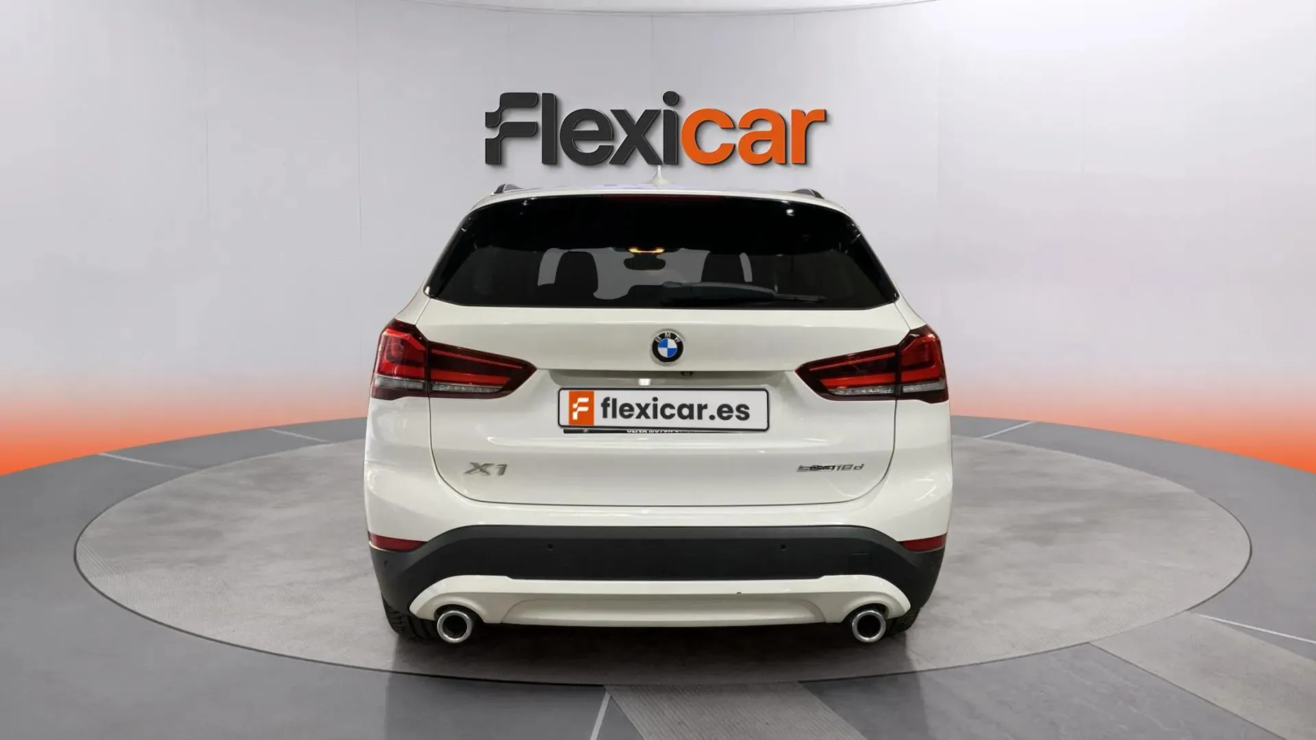 BMW X1 sDrive18d - foto 4