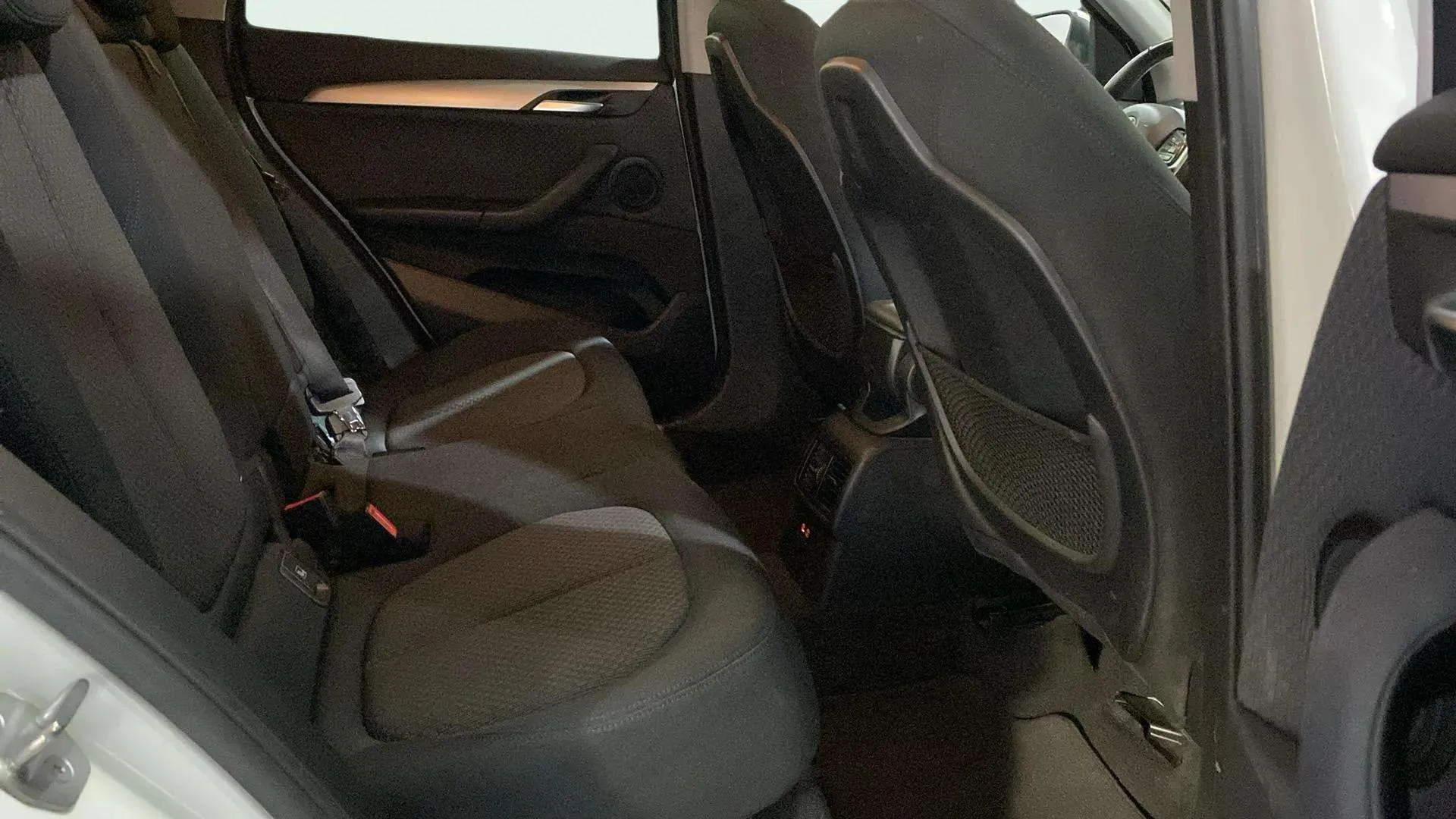 BMW X1 sDrive18d - foto 10
