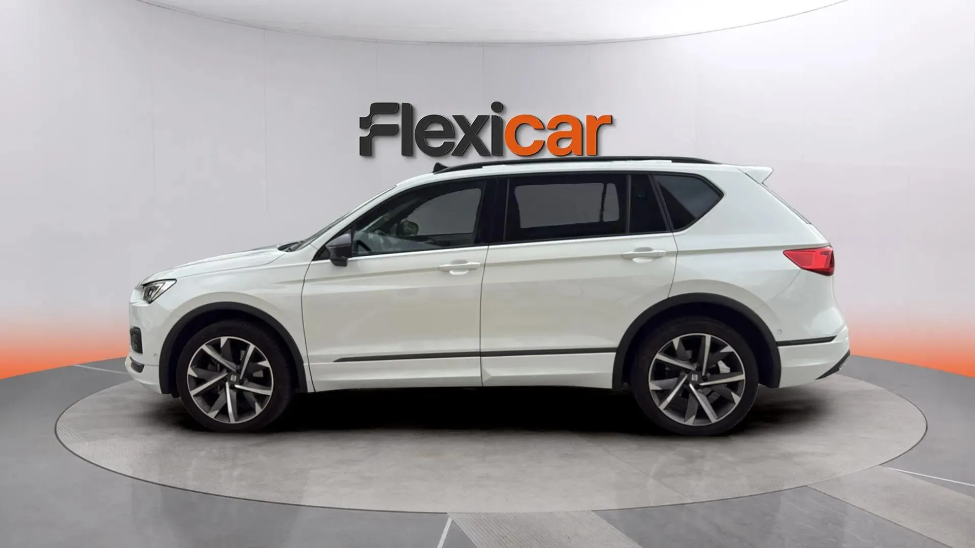 SEAT Tarraco 2.0 TDI 4Drive DSG FR - foto 4