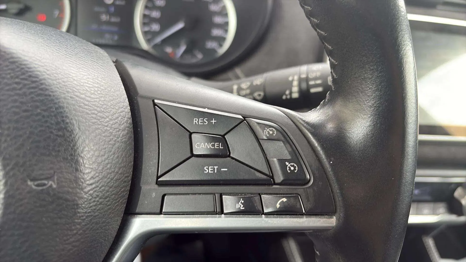 Nissan Micra DIG-T E6D N-Connecta - foto 19